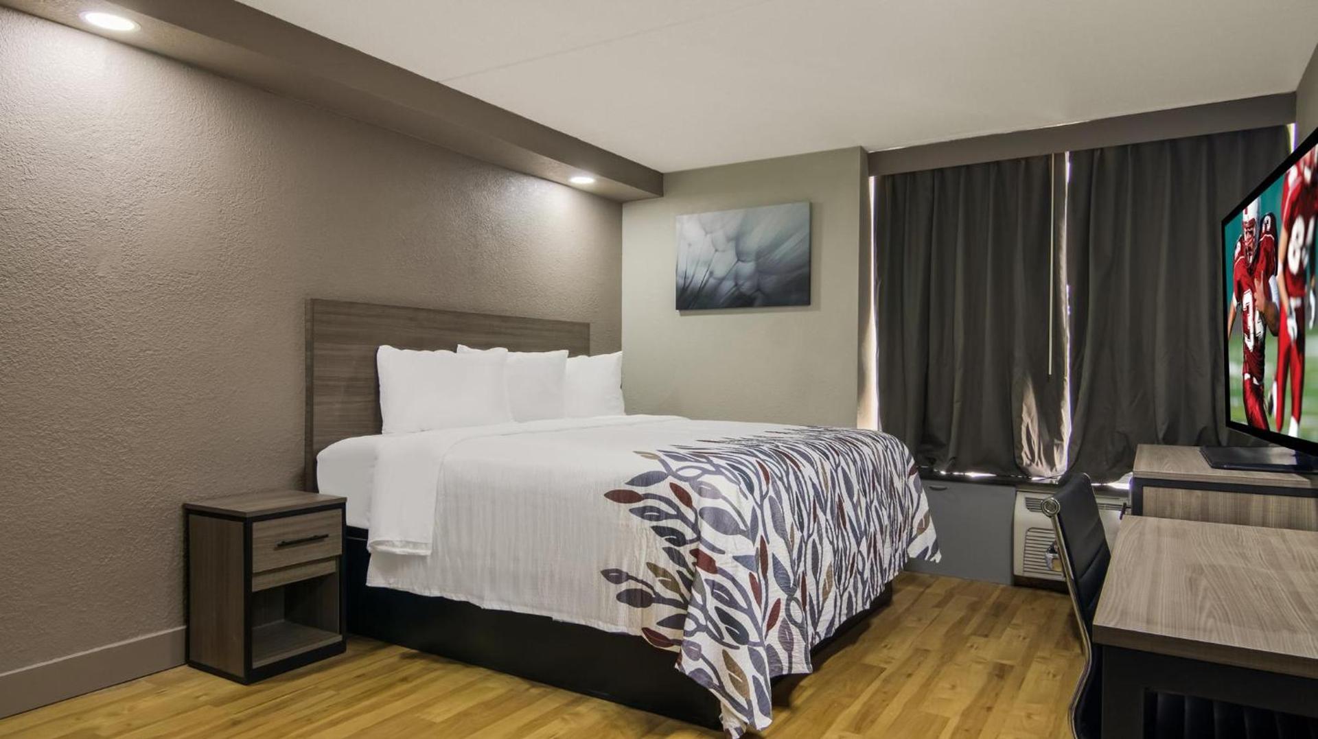 Red Roof Inn & Conference Center Chicago - Aurora Fox Valley photo 22