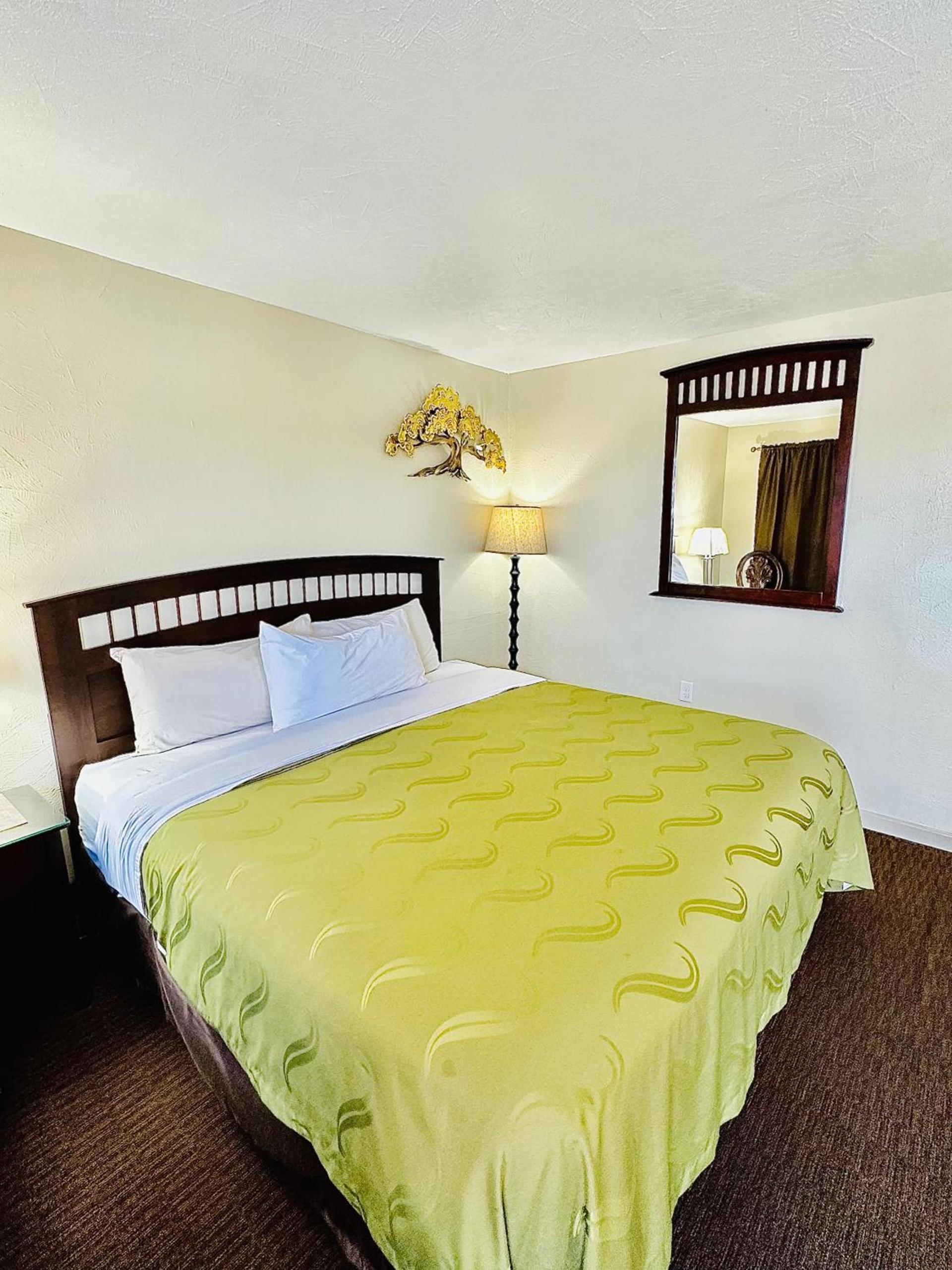 Sage N Sand Motel photo 8