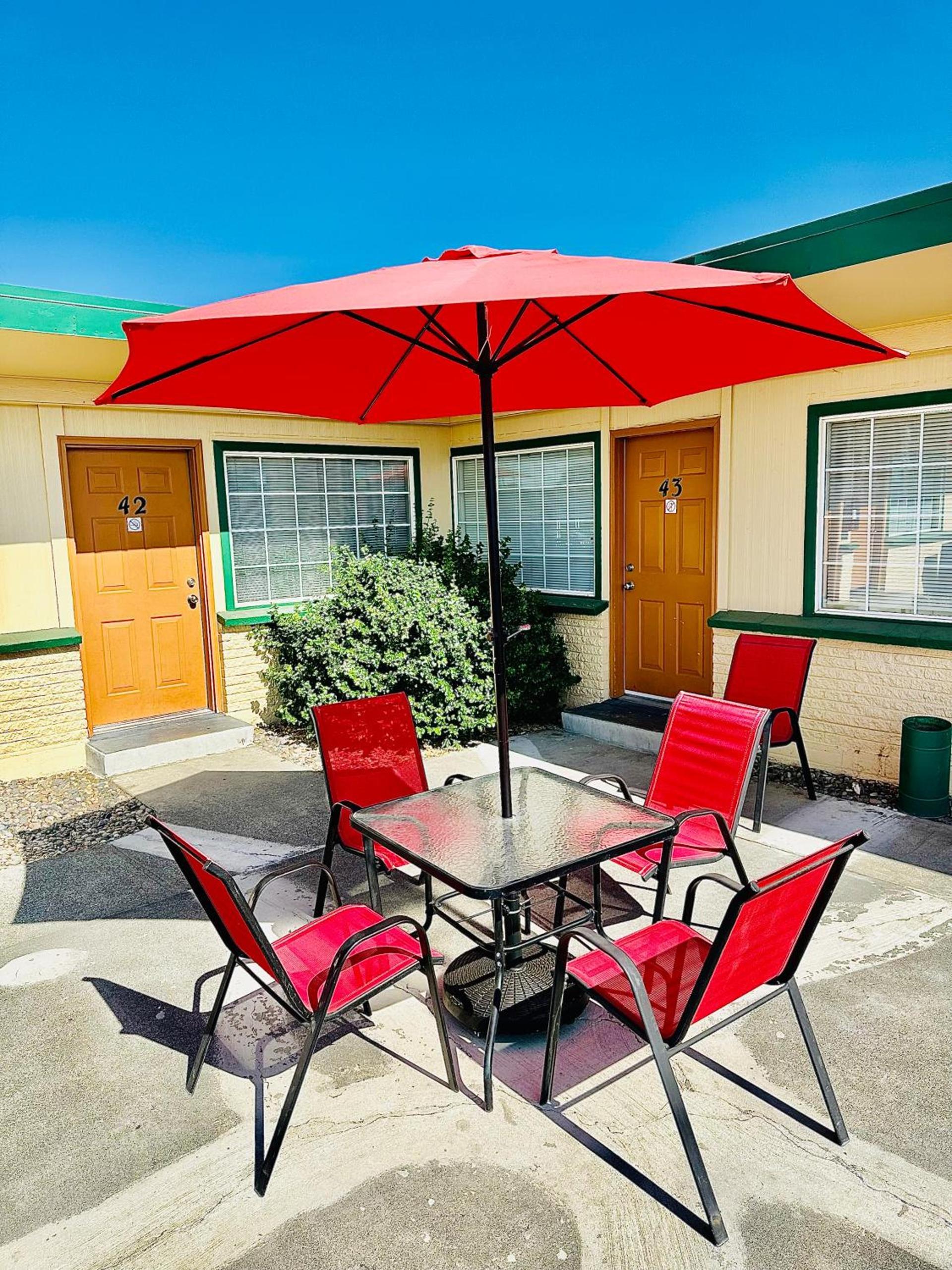 Sage N Sand Motel photo 33