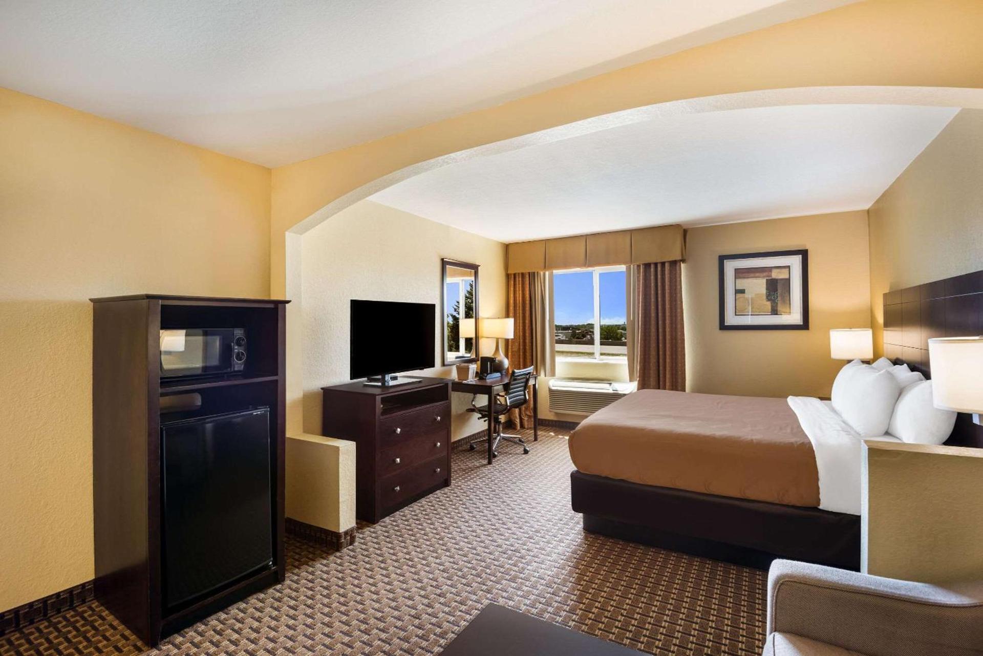 Quality Inn Des Moines North photo 17