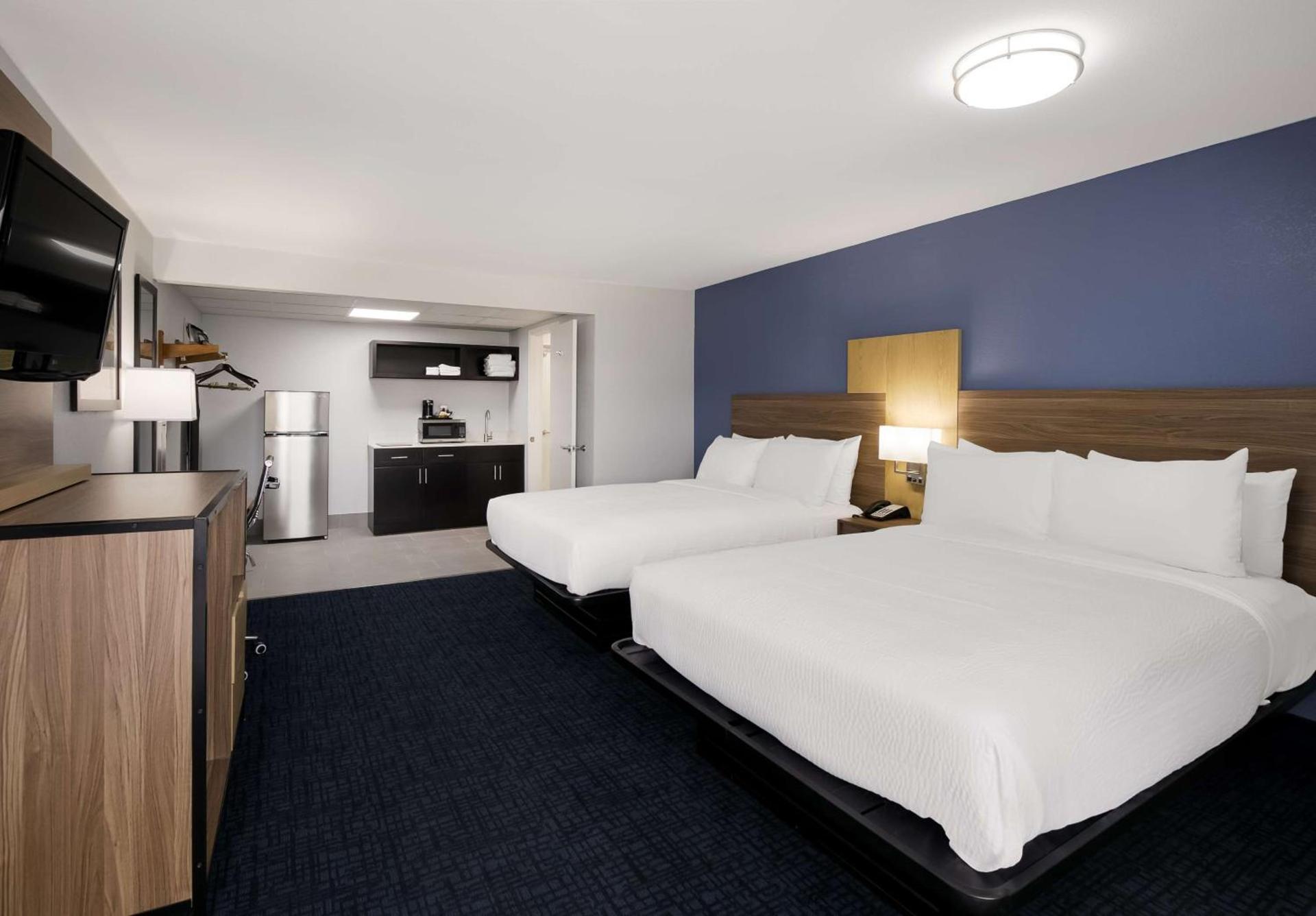 SureStay Plus by Best Western Pigeon Forge photo 20