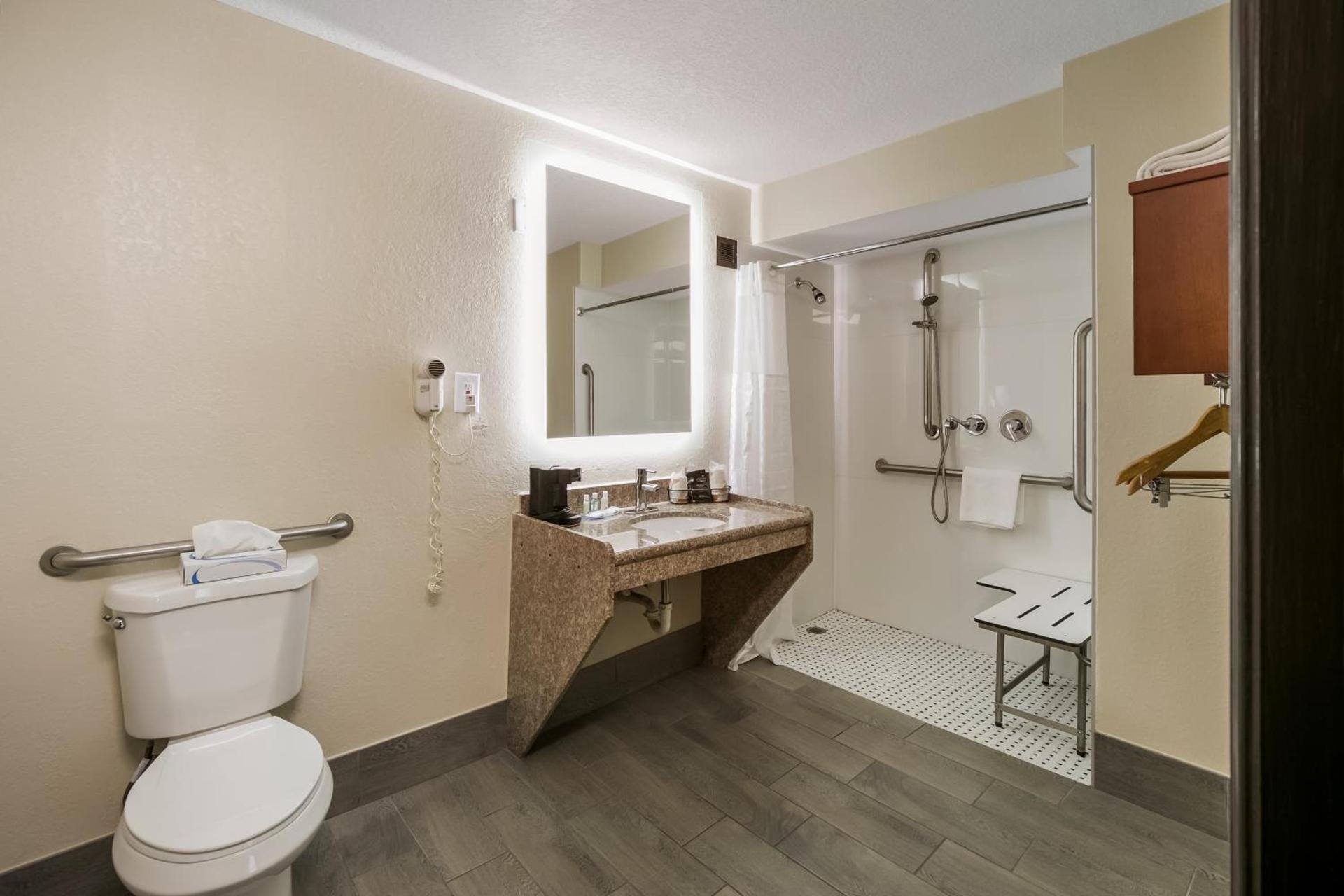 Quality Inn Commerce at I-85 photo 41