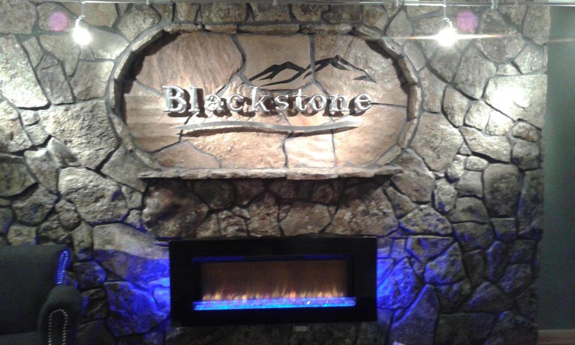 Blackstone Lodge and Suites photo 10