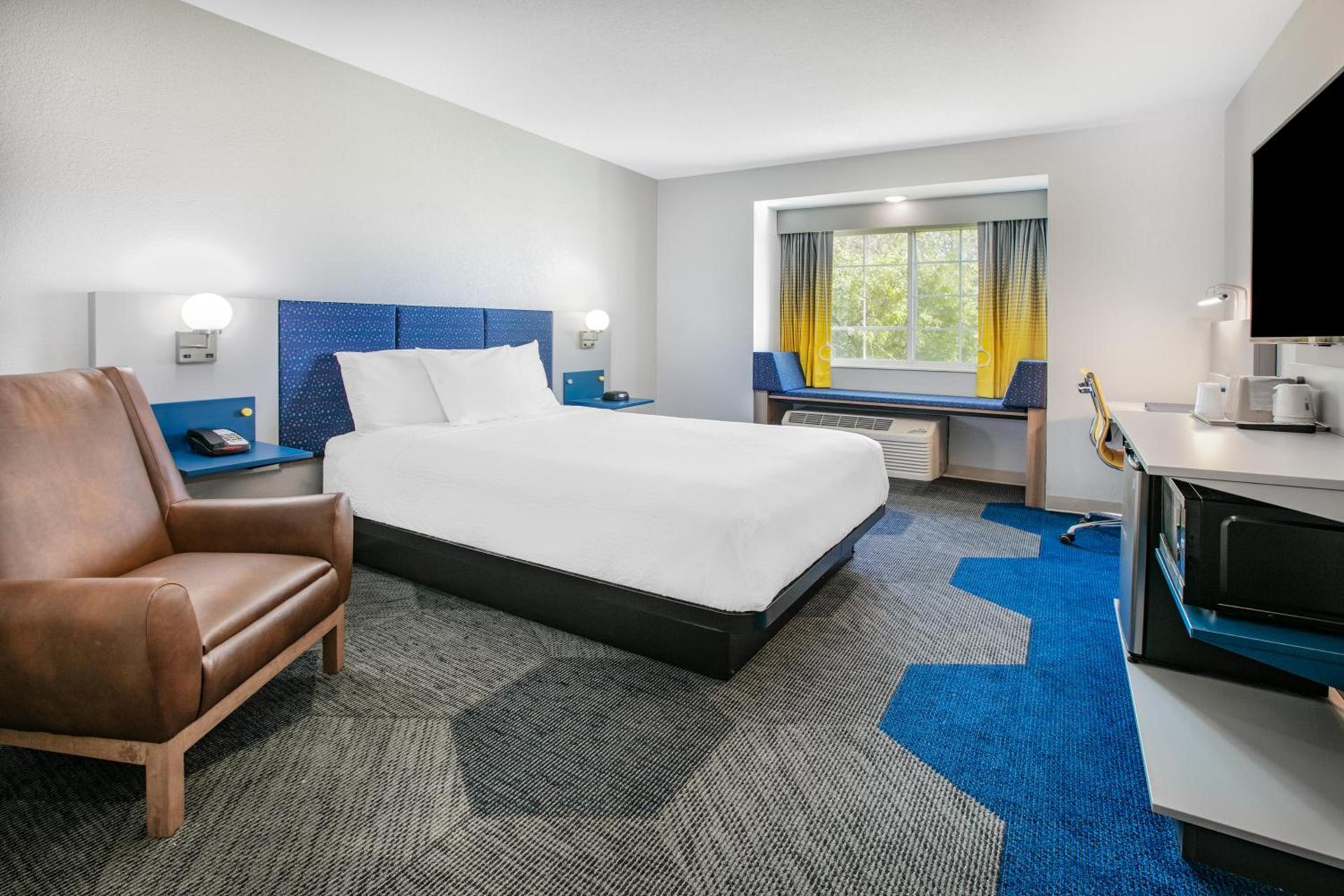 Microtel Inn by Wyndham Beckley photo 30