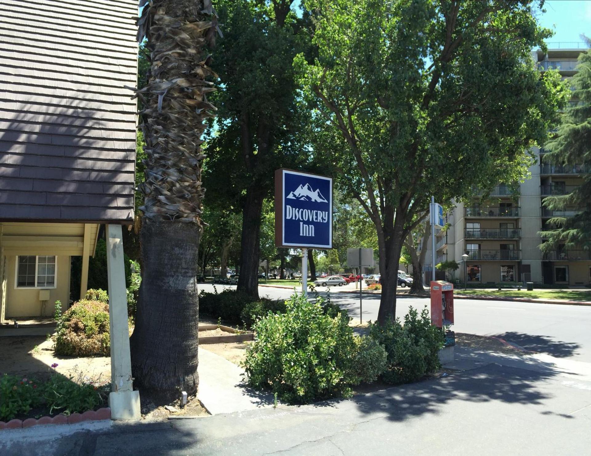 Discovery Inn photo 10