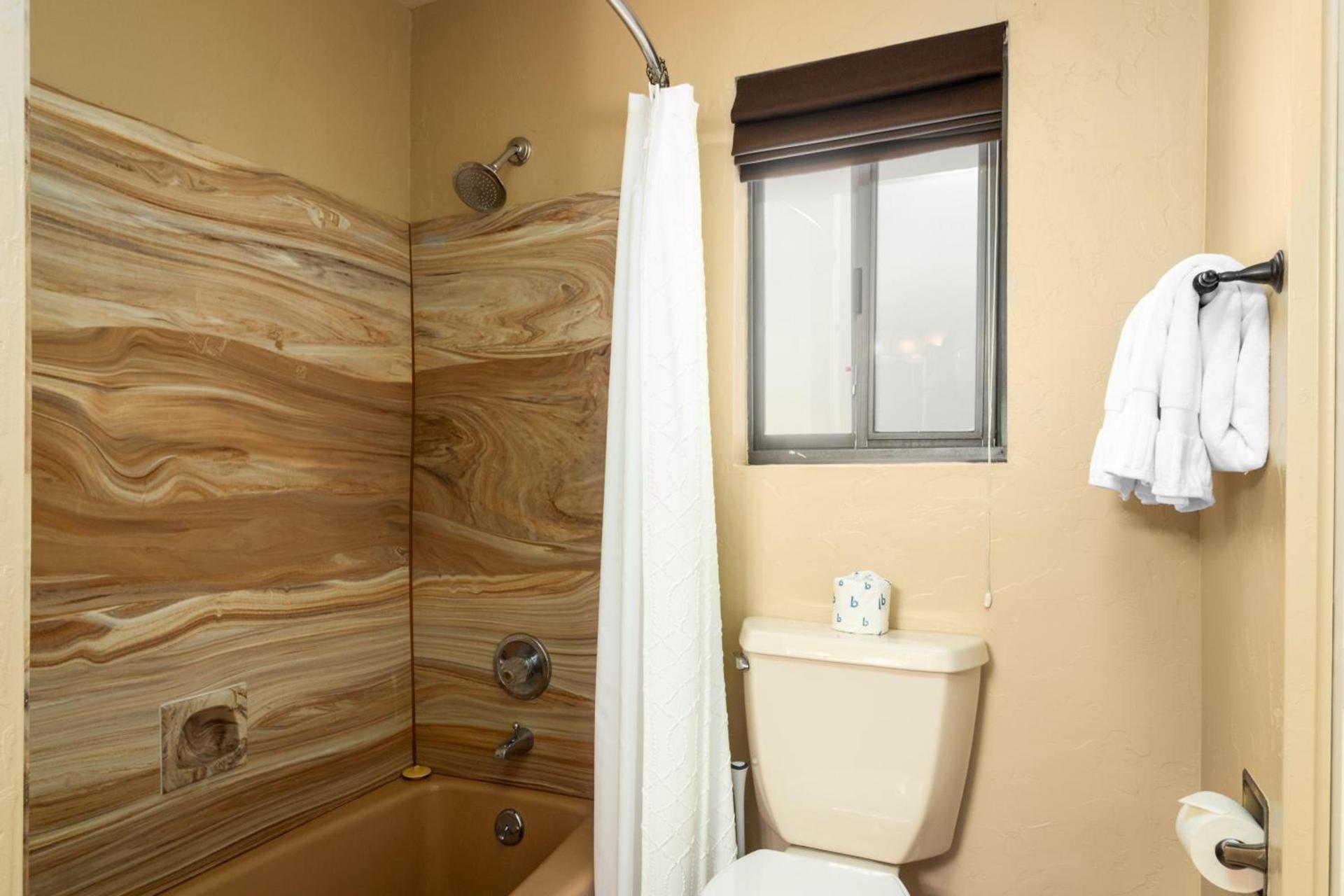 Prescott Pines Inn photo 3