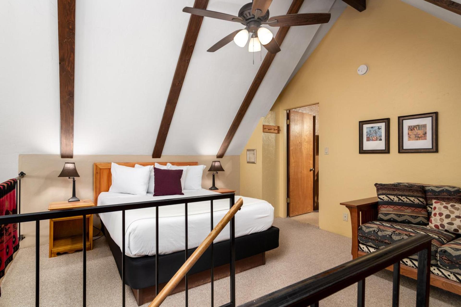 Prescott Pines Inn photo 13