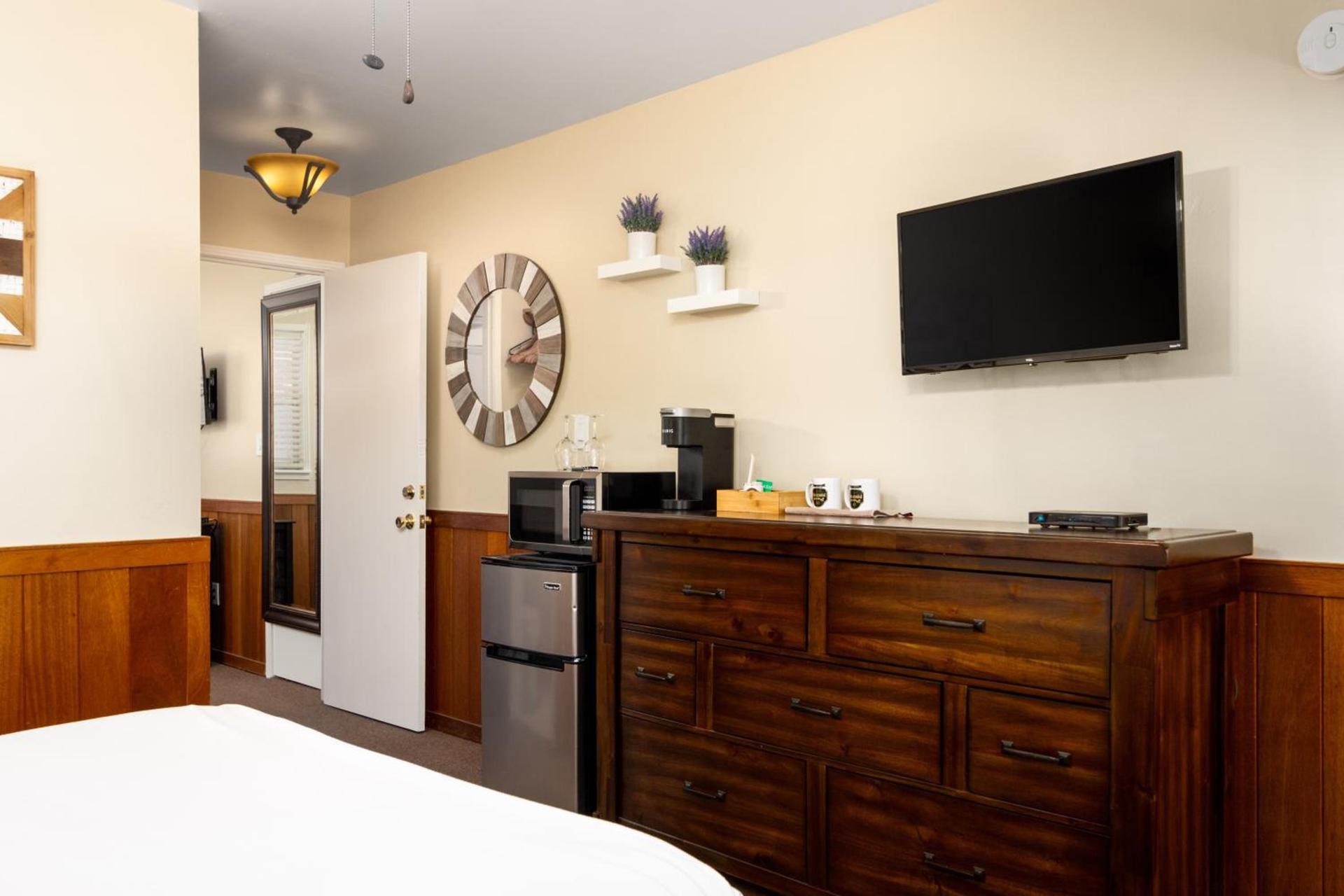 Prescott Pines Inn photo 34