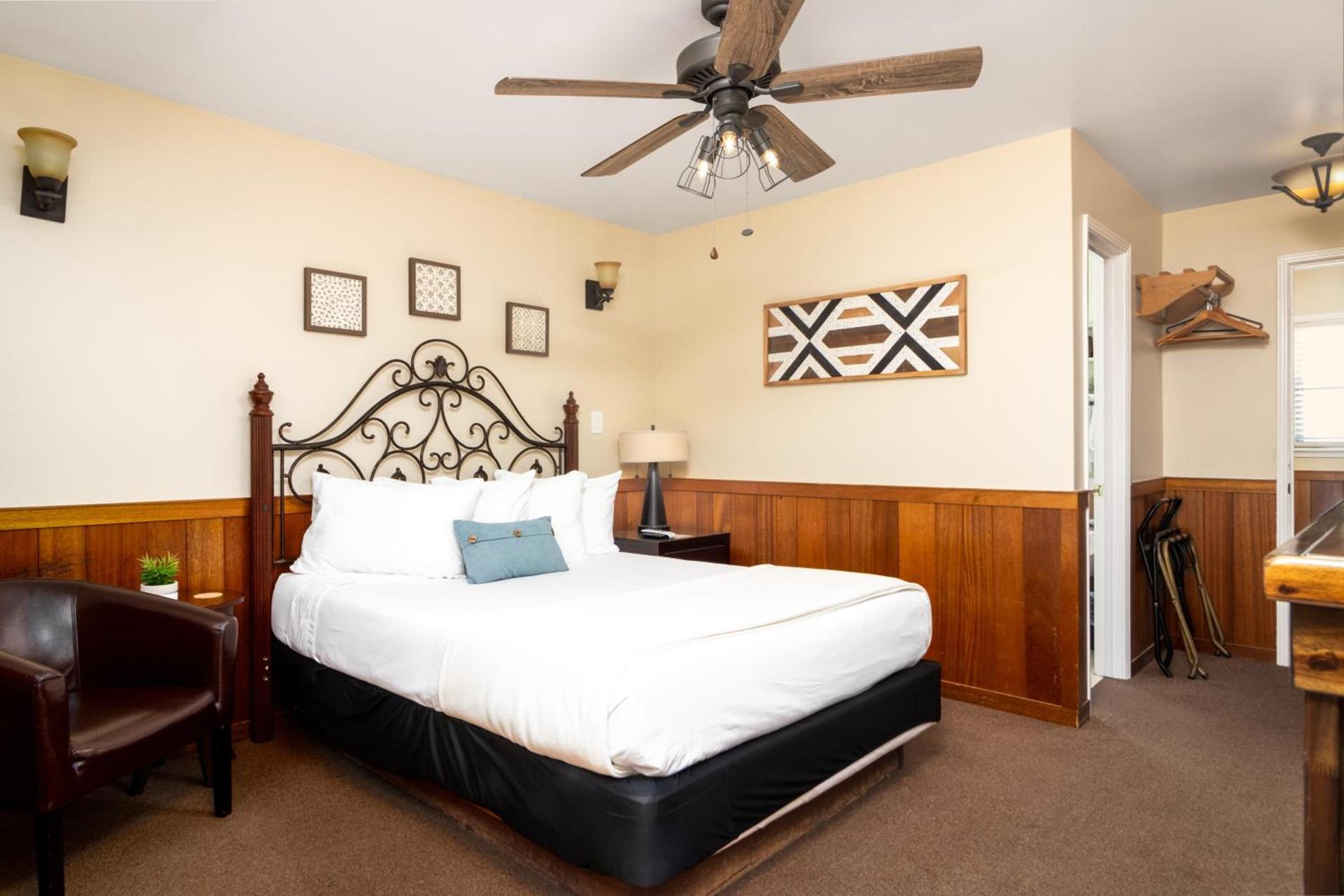 Prescott Pines Inn photo 33