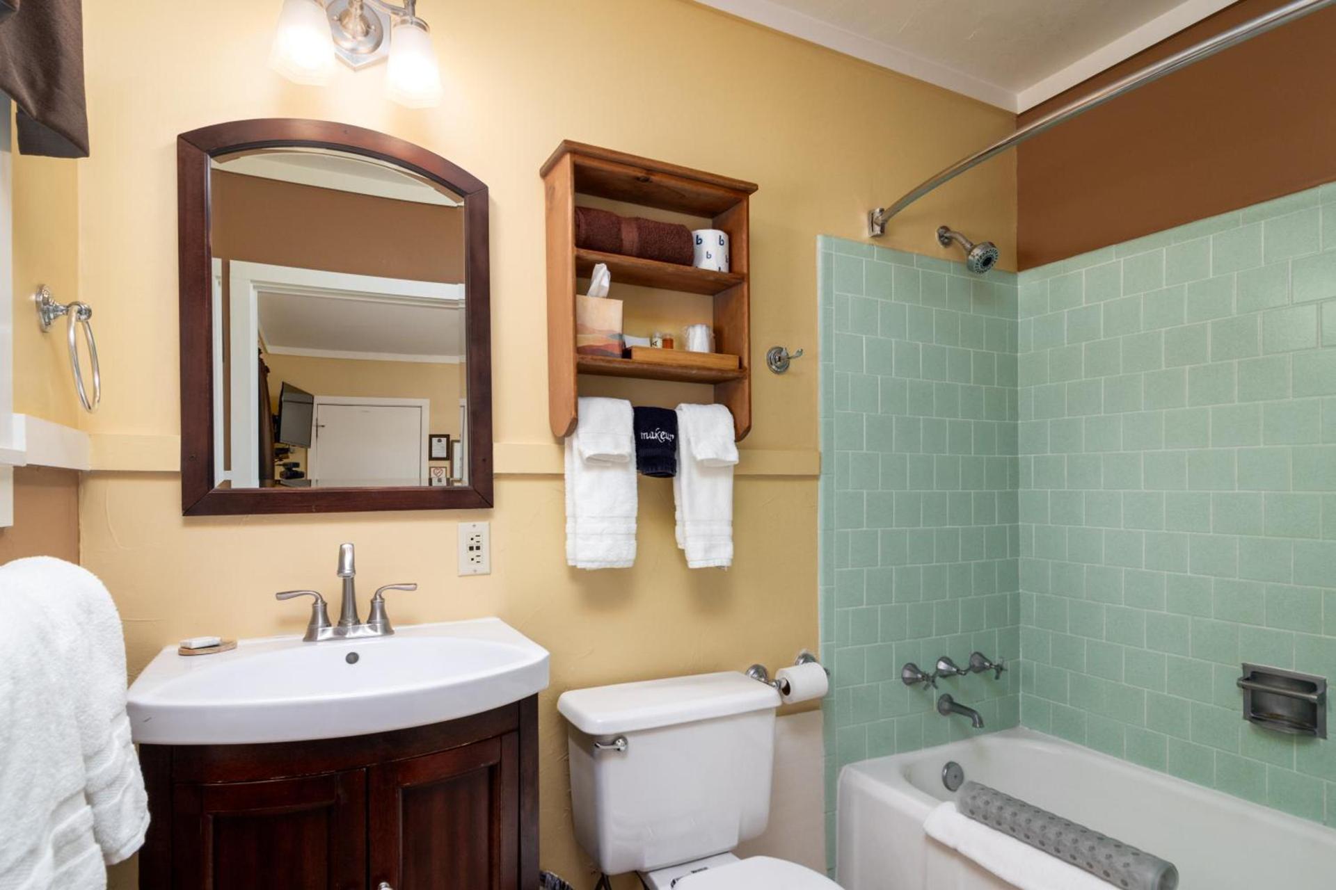 Prescott Pines Inn photo 51