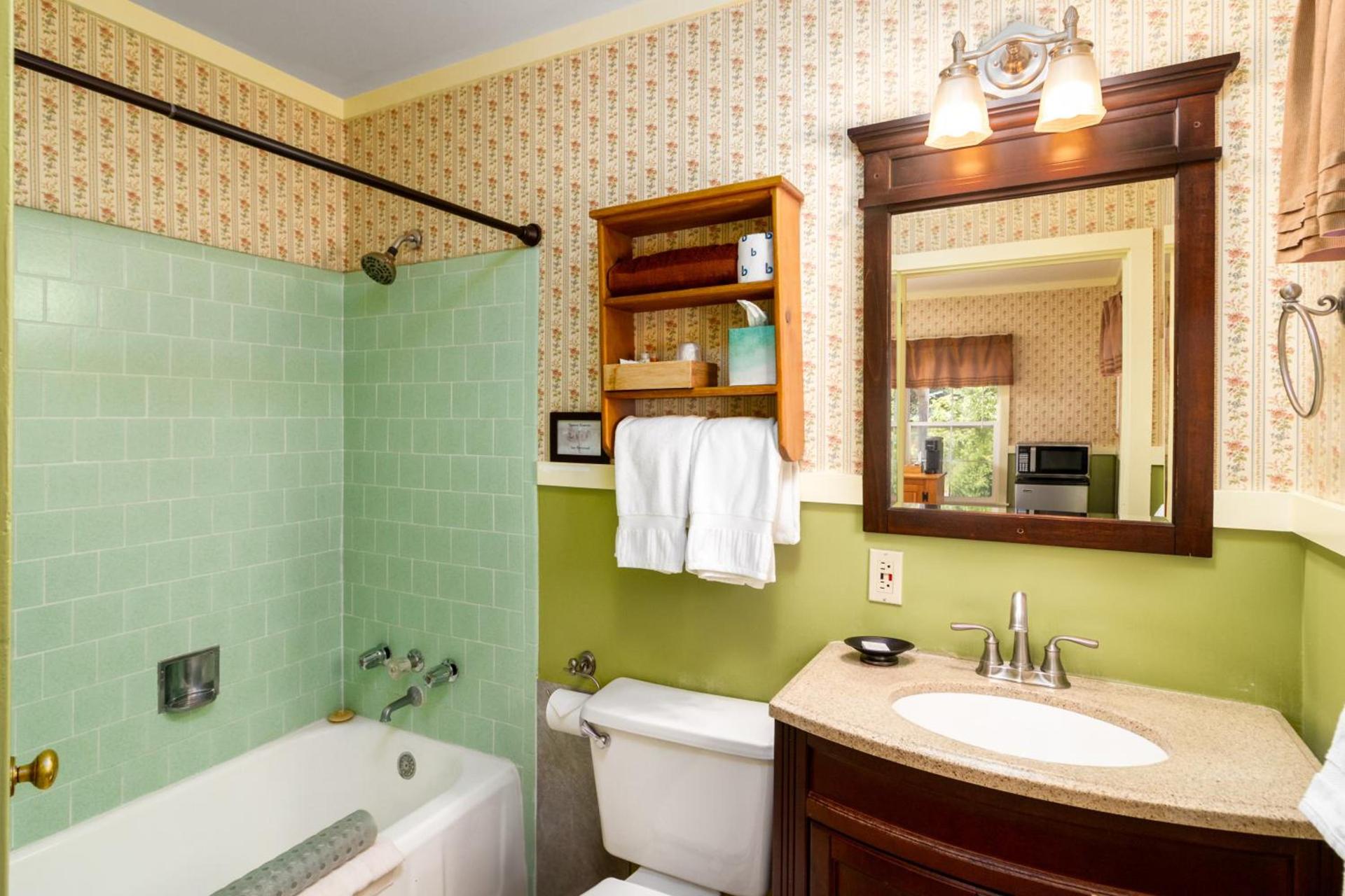 Prescott Pines Inn photo 53