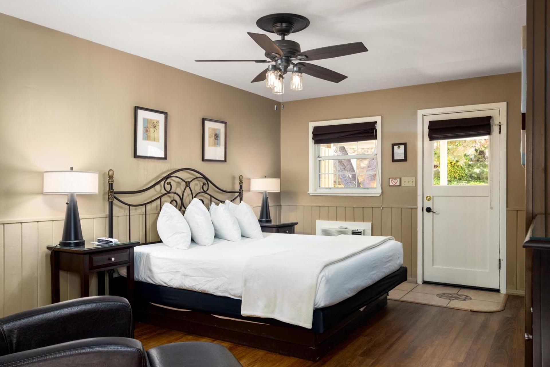 Prescott Pines Inn photo 55