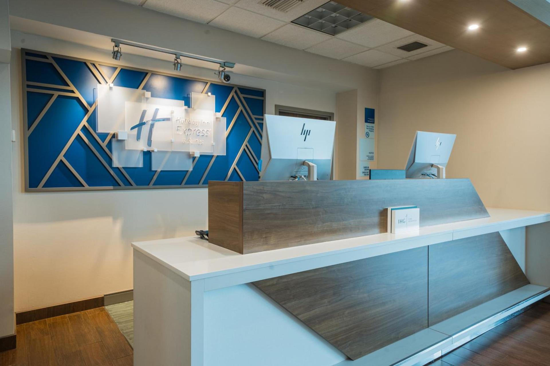 Holiday Inn Express Hotel & Suites Tampa-Oldsmar by IHG photo 21