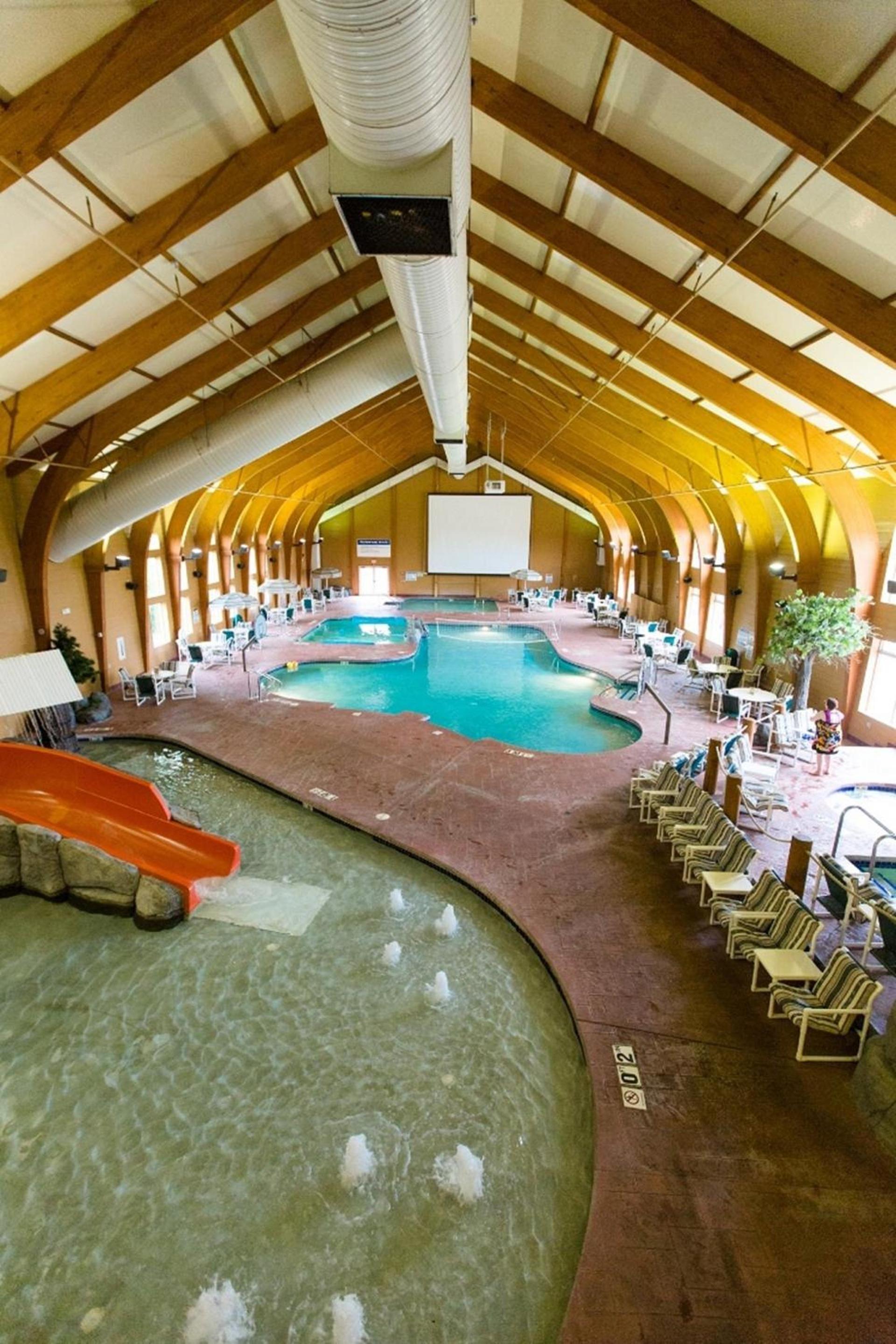 Cranberry Country Lodge photo 2