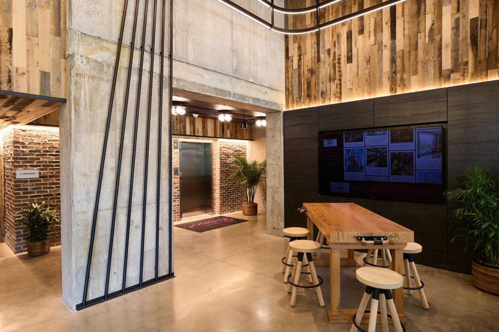 Moxy Charleston Downtown photo 16