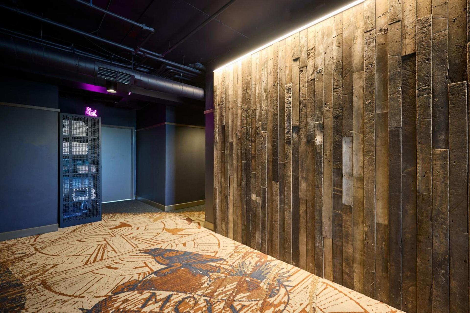 Moxy Charleston Downtown photo 19