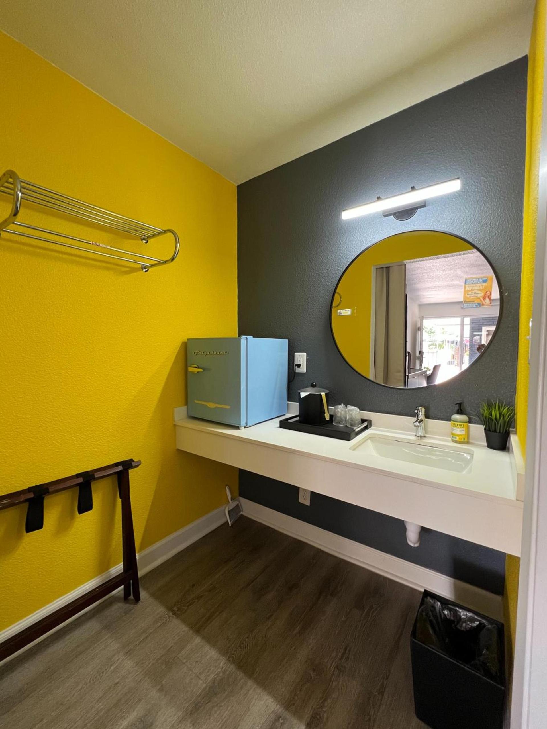 Bposhtels Houston photo 11