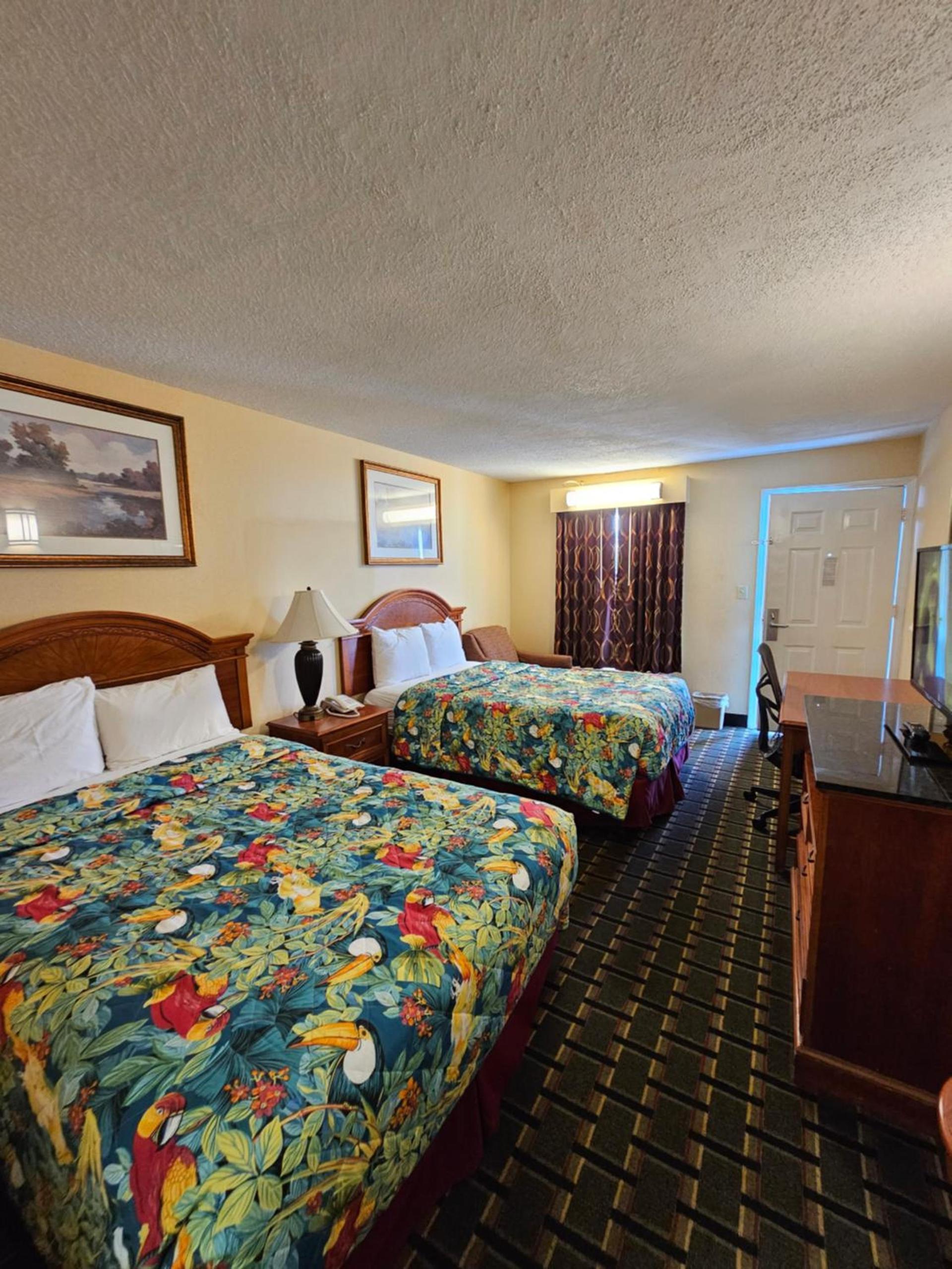 Jameson Inn Douglas photo 34
