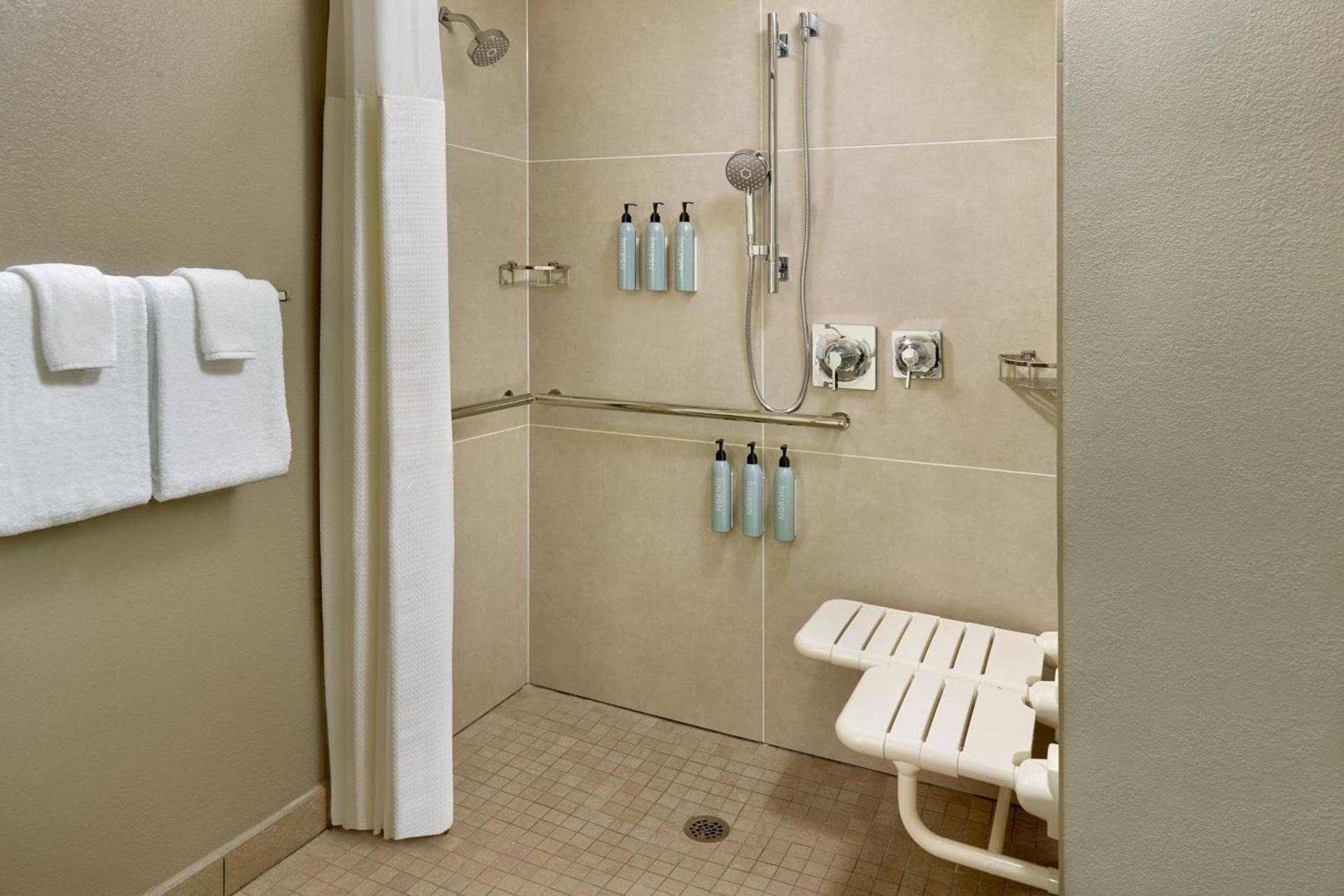 Courtyard by Marriott Atlanta Executive Park/Emory photo 14