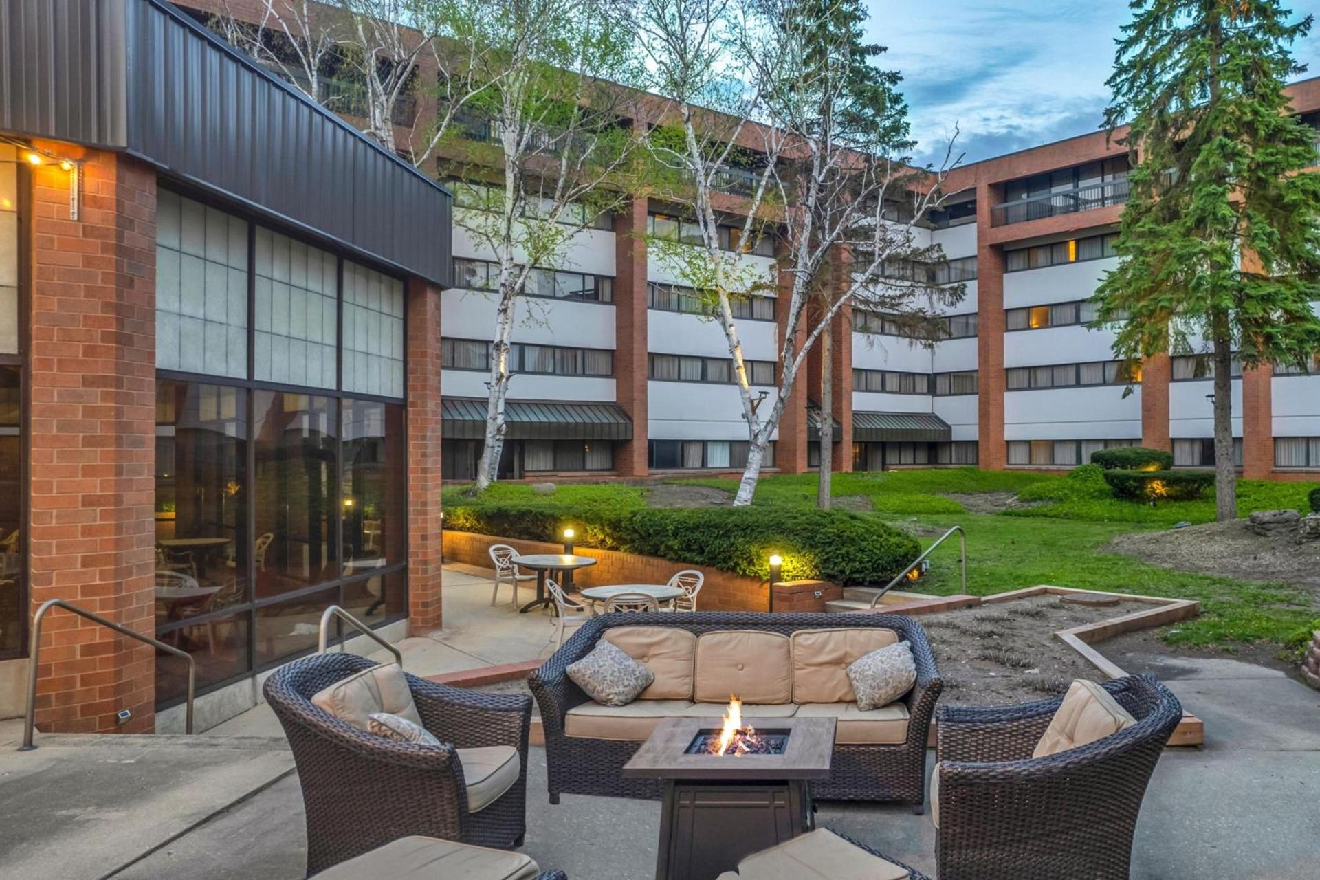 Delta Hotels by Marriott Mount Pleasant photo 36