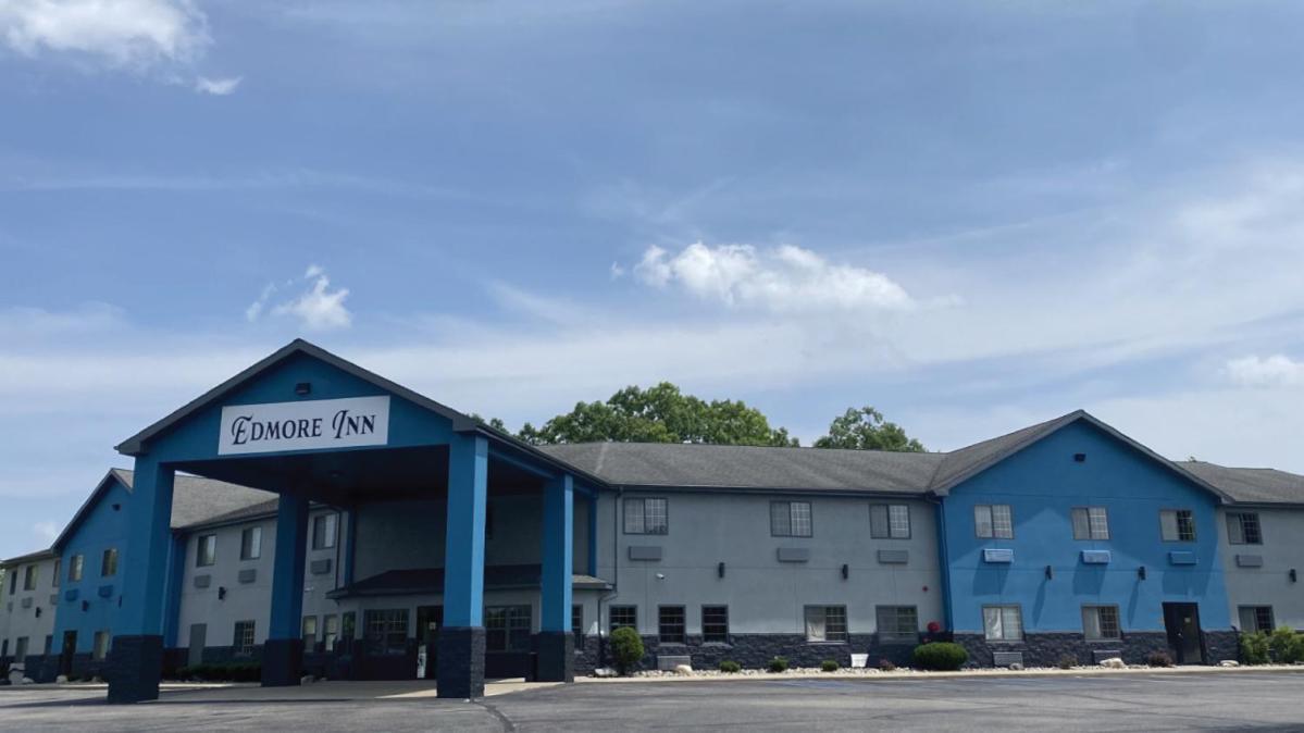 Edmore Inn photo 2