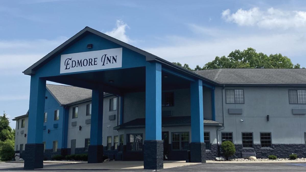 Edmore Inn photo 1