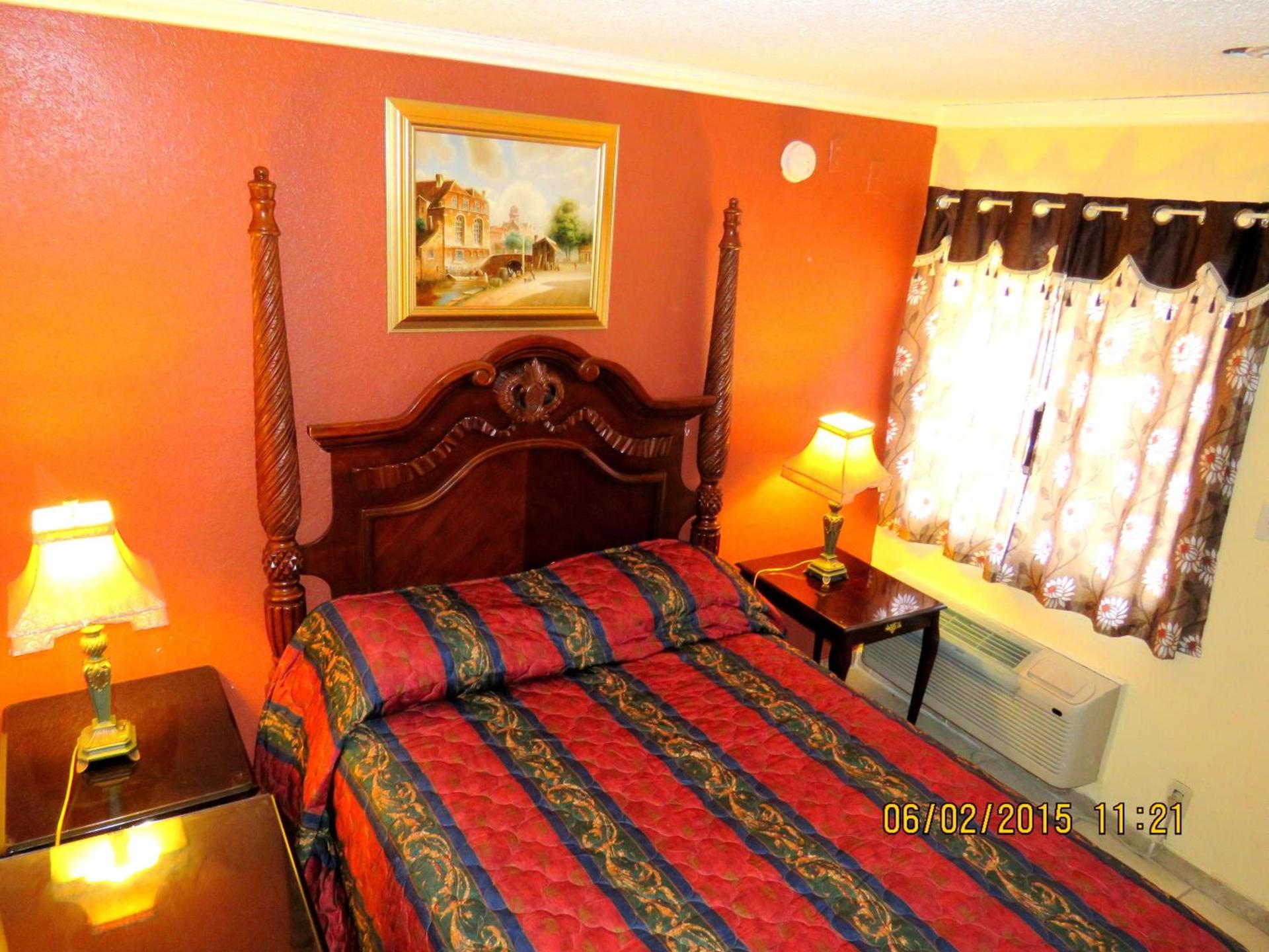 Central Inn Motel photo 8