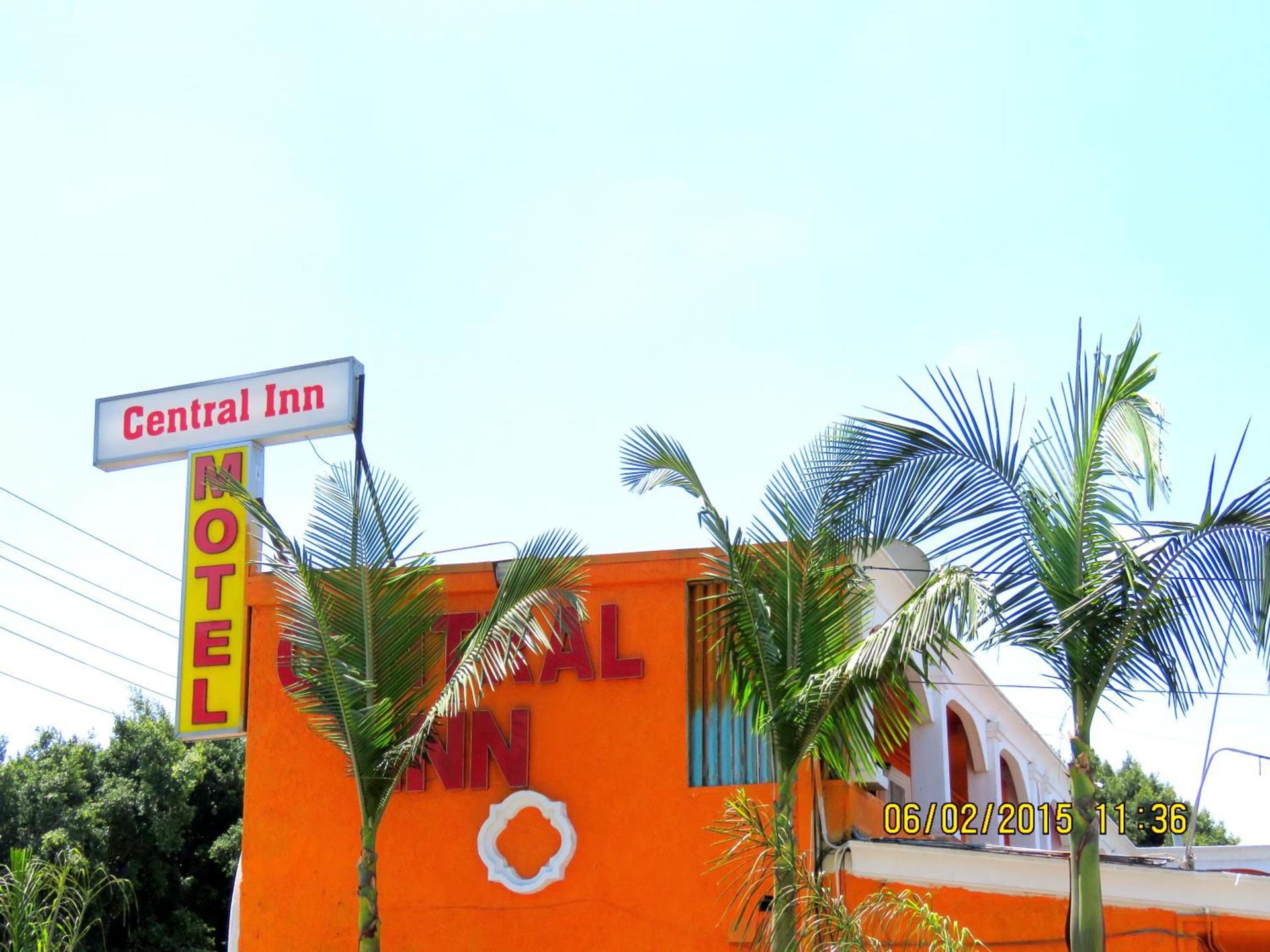 Central Inn Motel photo 2
