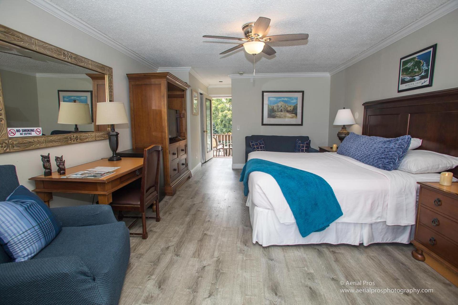 Kenny's Tipperary Inn photo 14