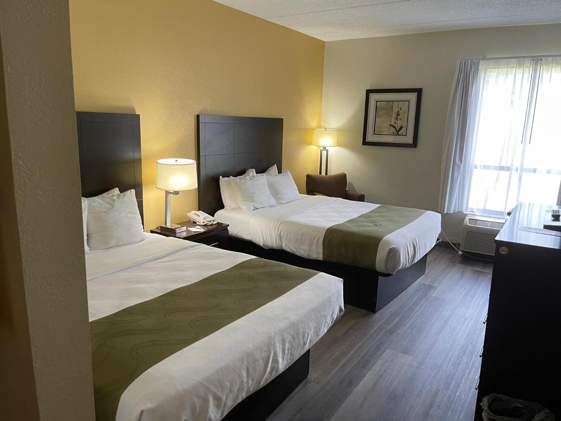 Quality Inn & Suites Lexington South photo 42