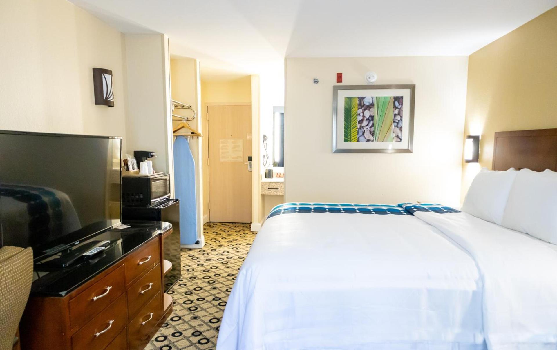 Days Inn by Wyndham College Park Atlanta Airport South photo 26