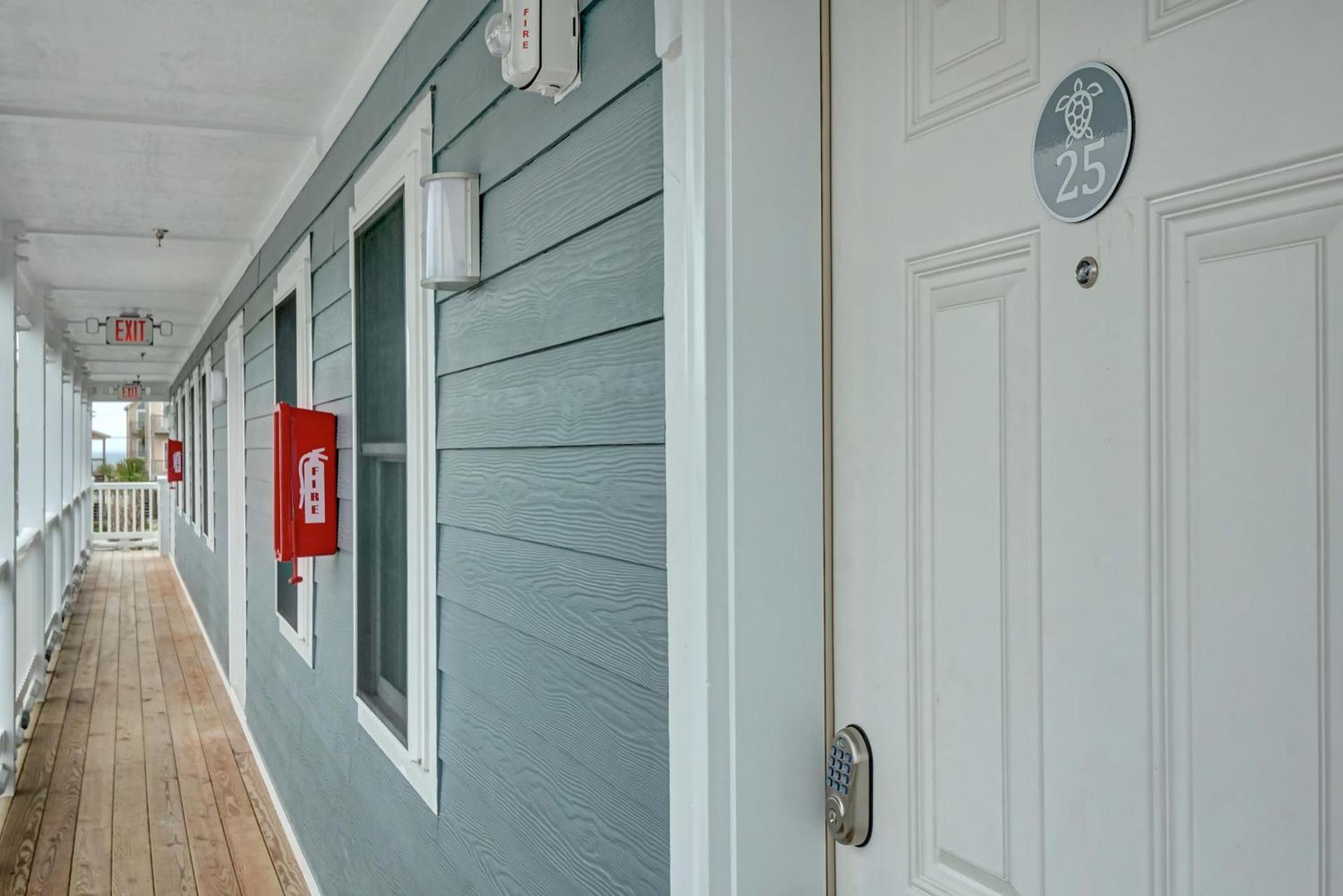 Loggerhead Inn and Suites photo 67