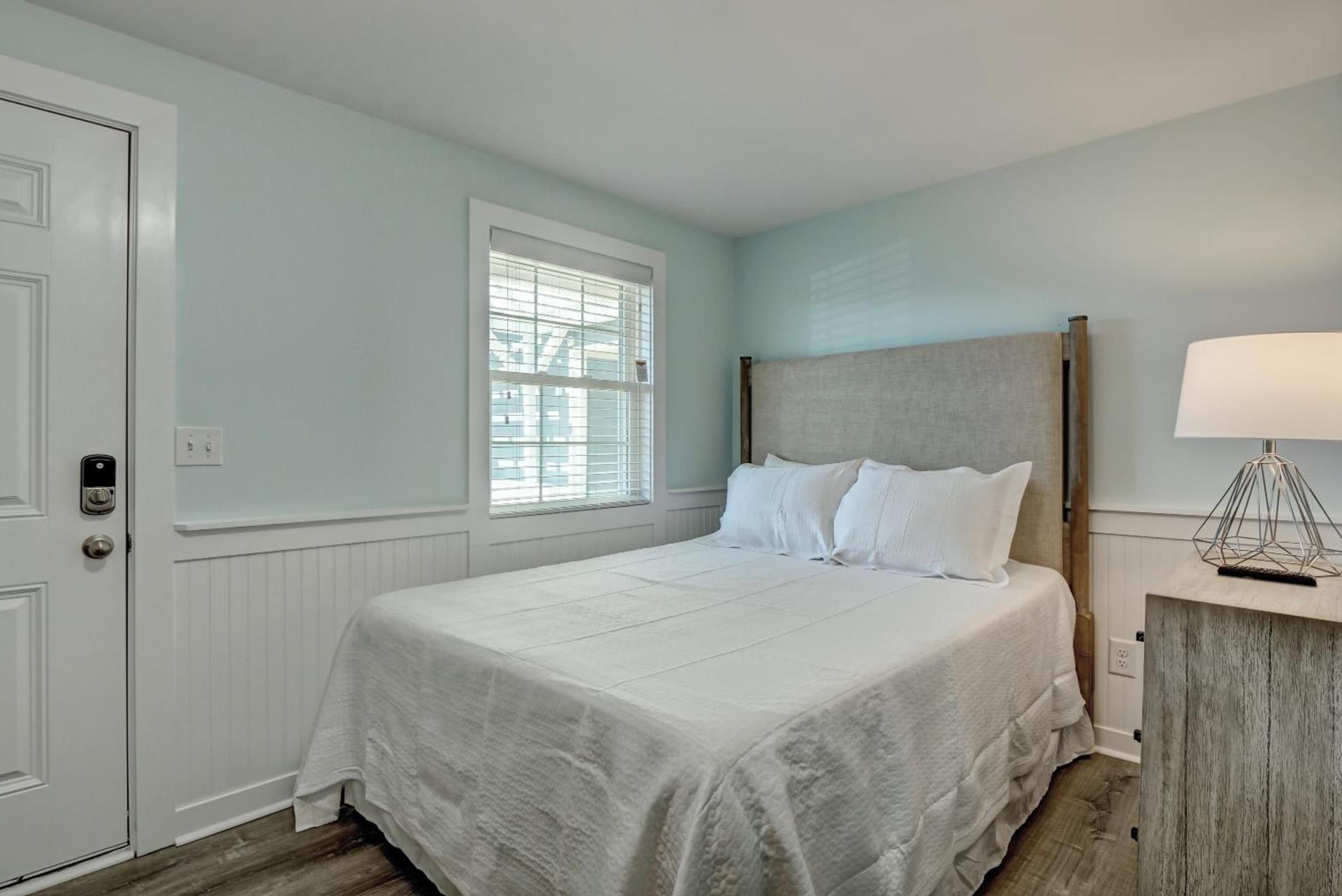 Loggerhead Inn and Suites photo 65