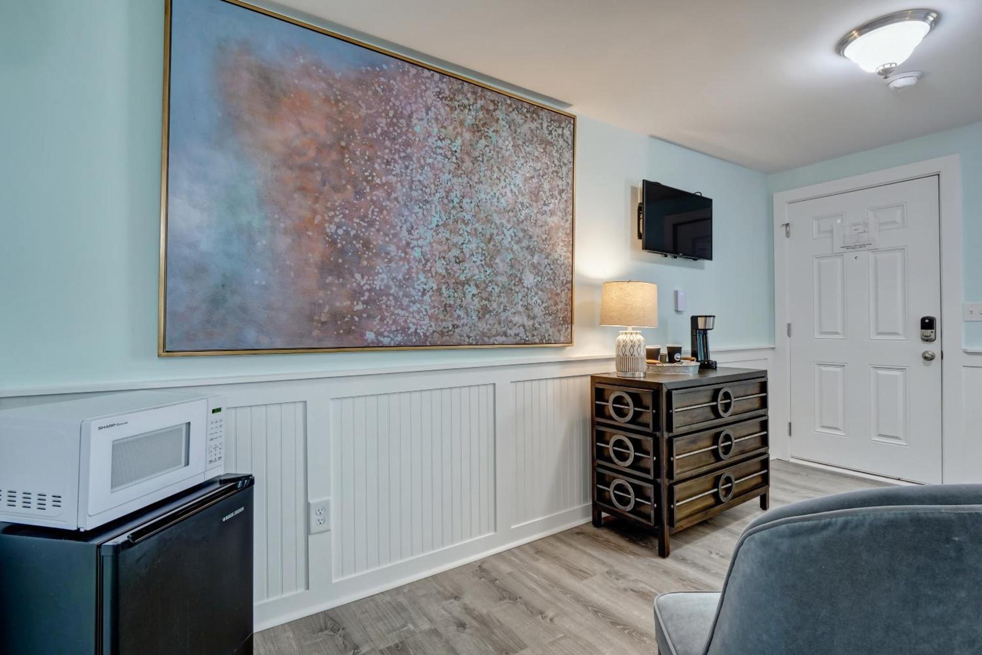 Loggerhead Inn and Suites photo 61