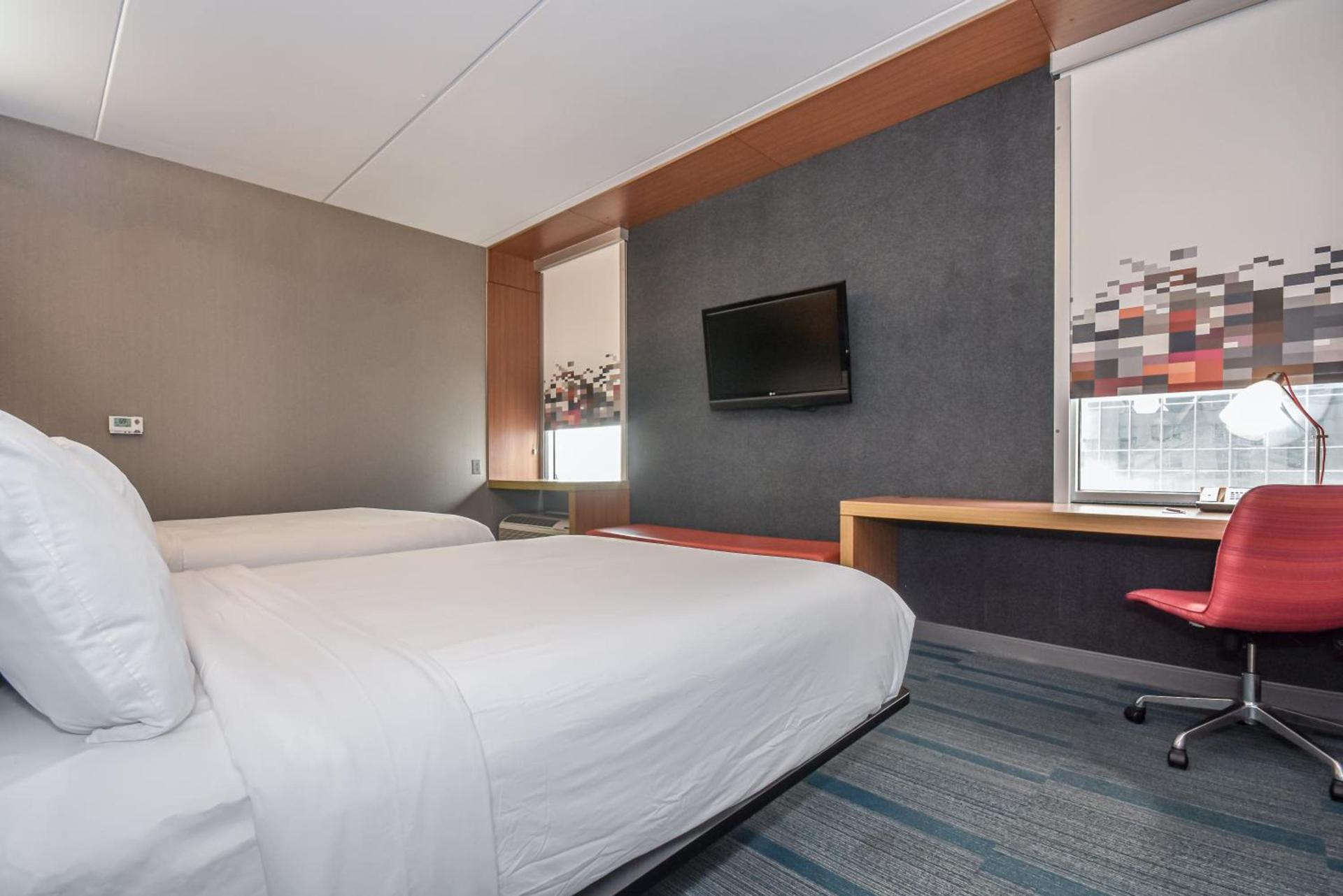Aloft by Marriott Charlotte City Center photo 37