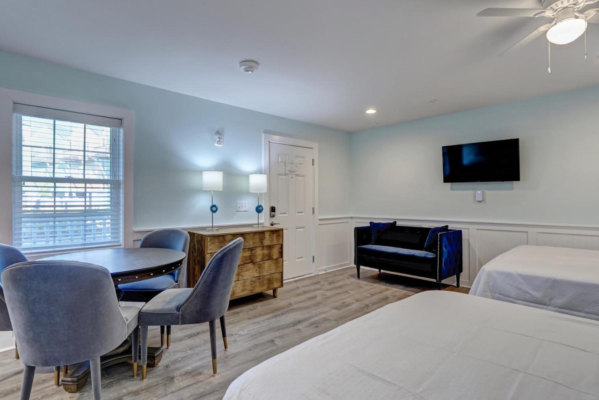 Loggerhead Inn and Suites photo 56