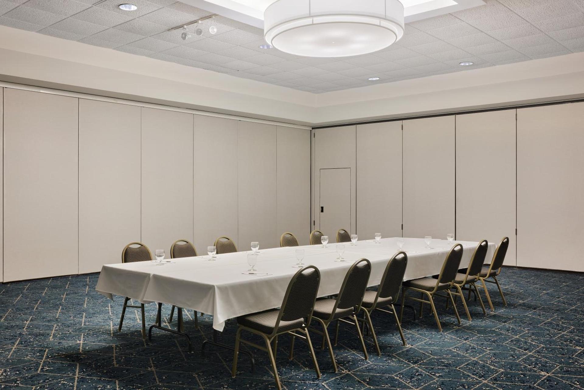 Hilton Garden Inn Champaign/ Urbana photo 33