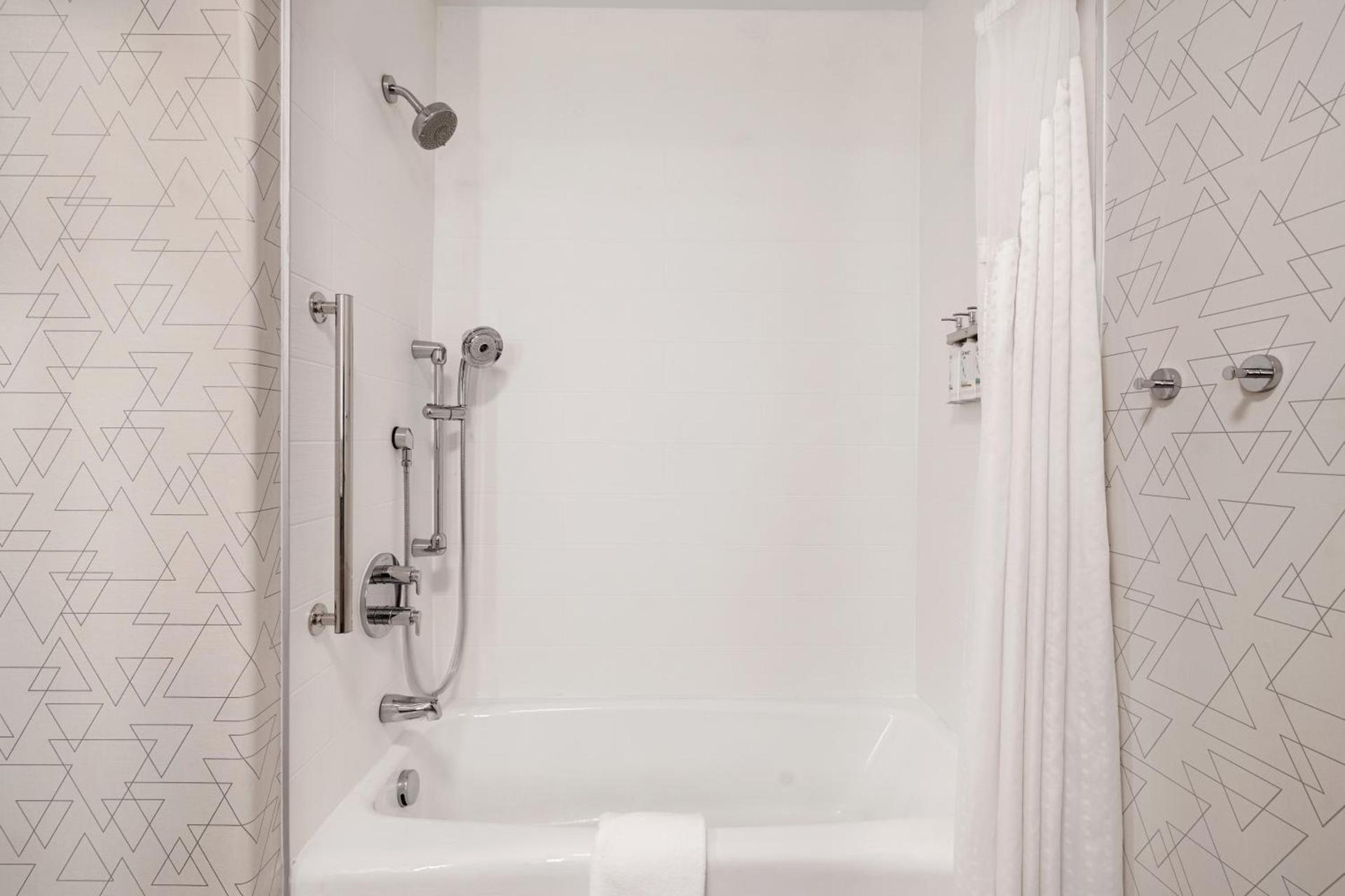 Holiday Inn Express Hotel & Suites Moab by IHG photo 25