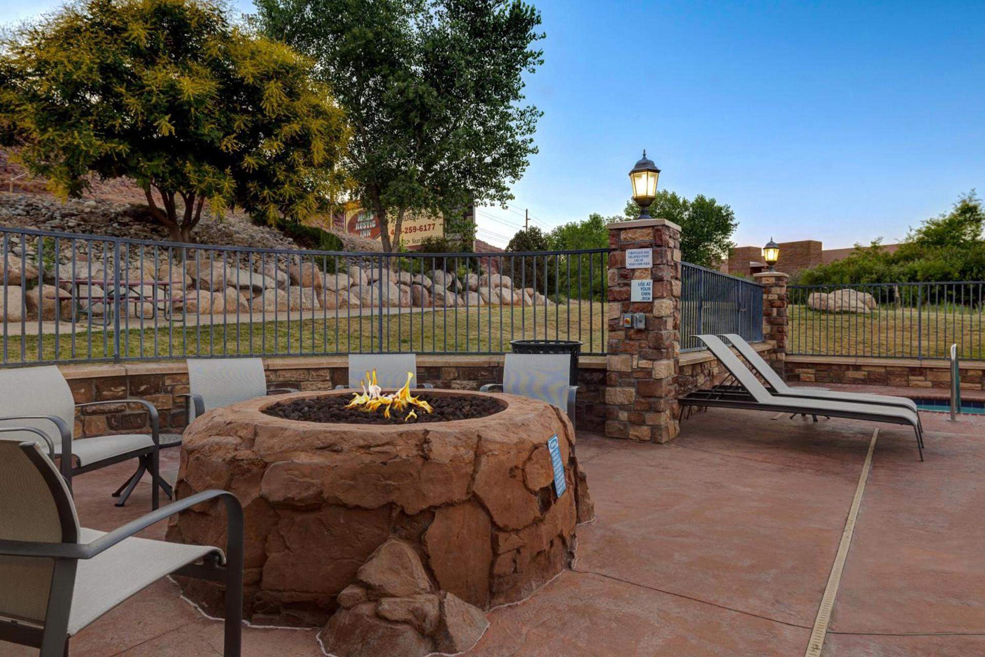 Holiday Inn Express Hotel & Suites Moab by IHG photo 52