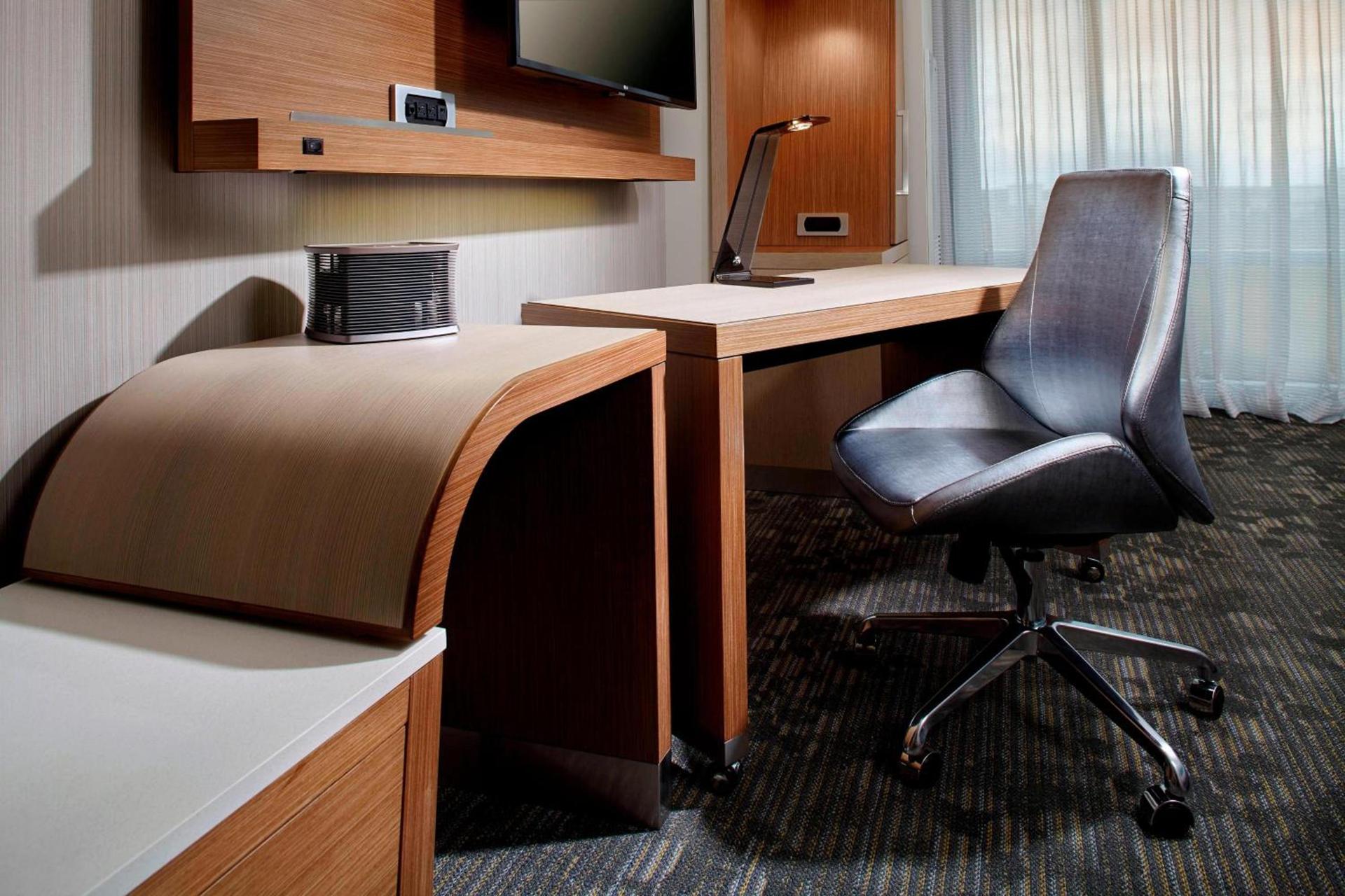 Courtyard by Marriott Orlando Lake Nona photo 10