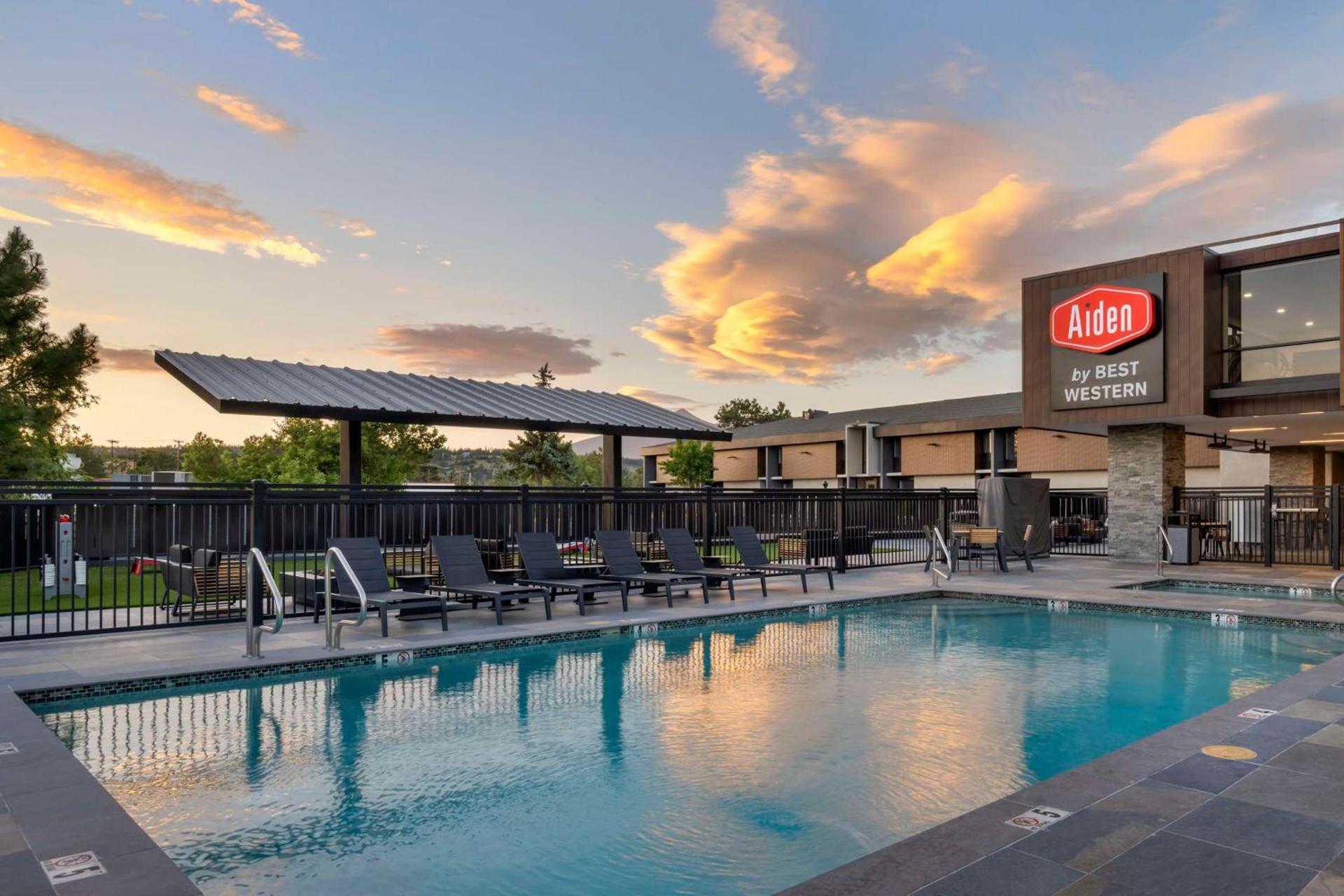 Aiden by Best Western Flagstaff photo 32