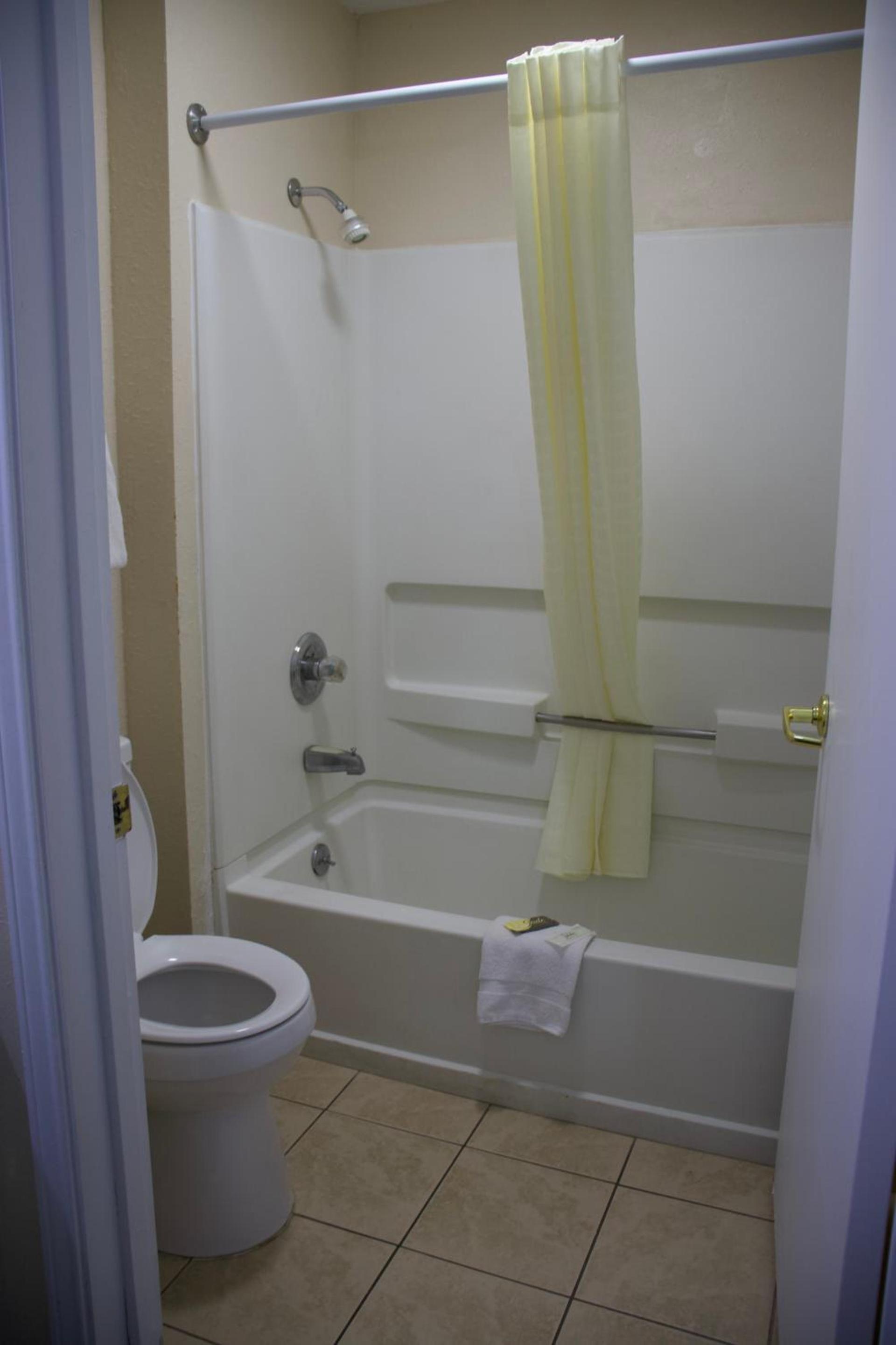 Legacy Inn - Cookeville photo 20