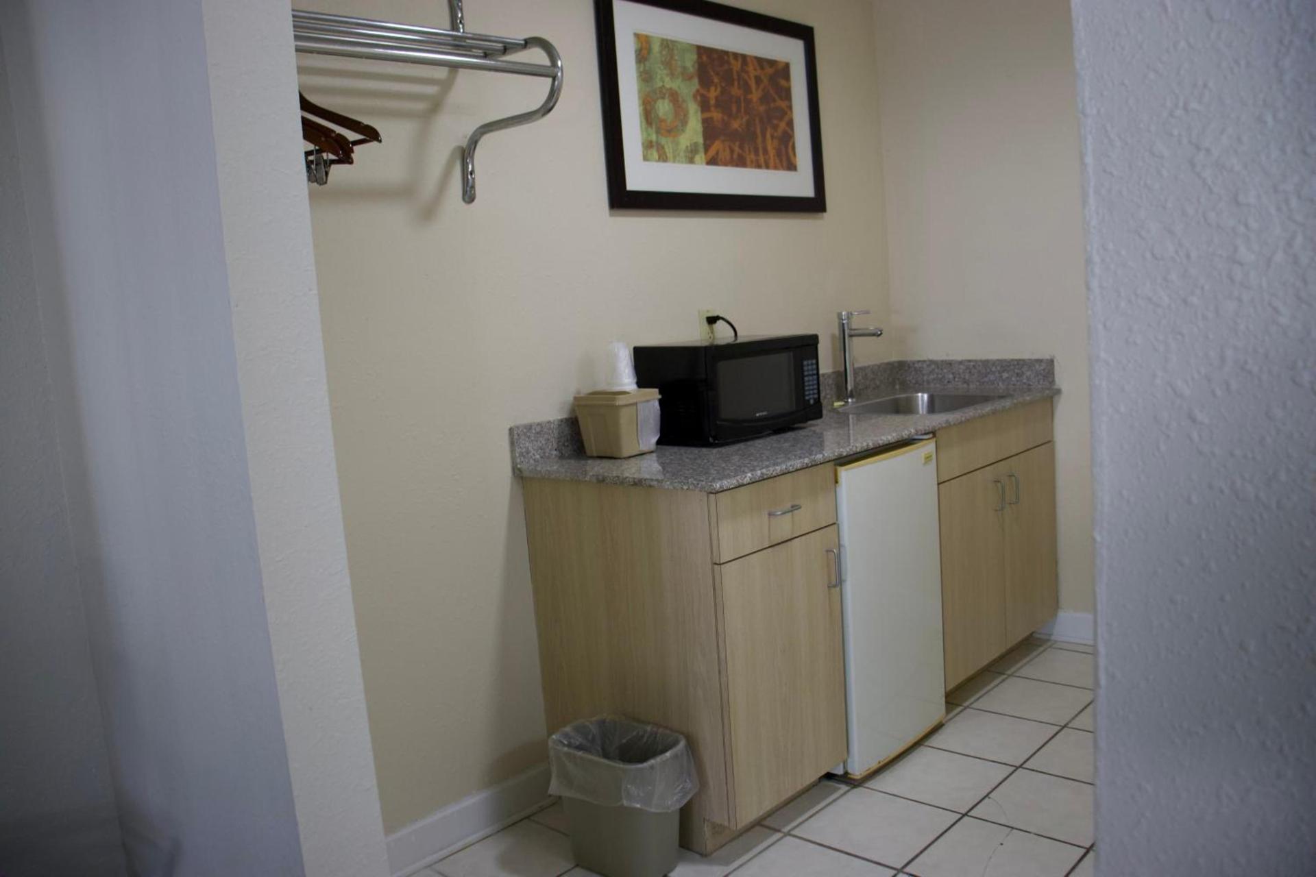 Legacy Inn - Cookeville photo 14
