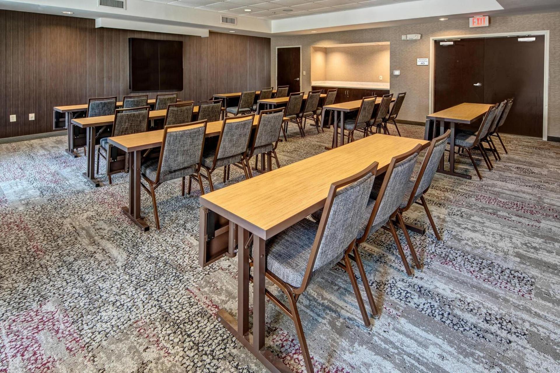 Courtyard by Marriott Troy photo 33