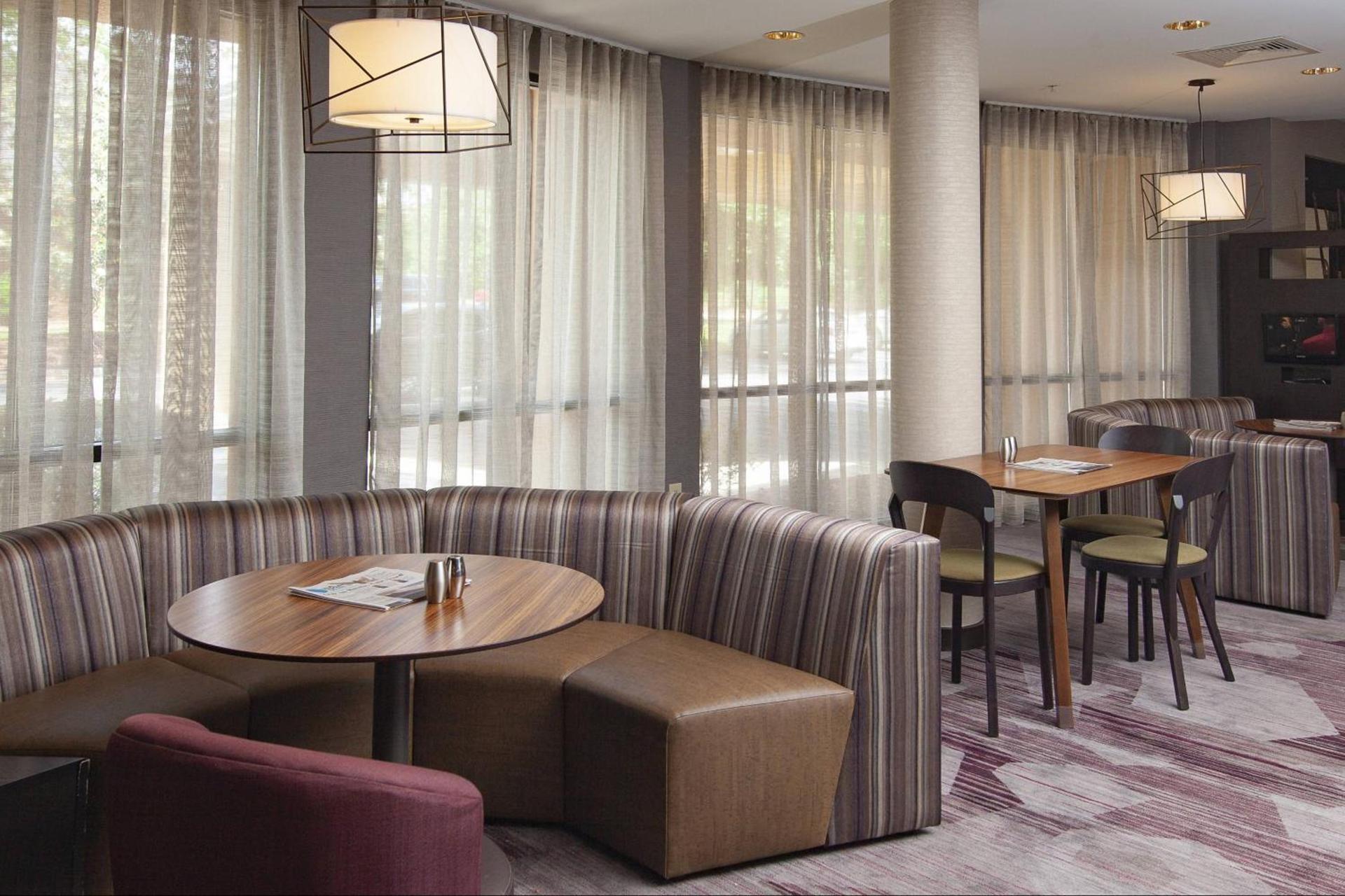 Courtyard by Marriott Valdosta photo 3