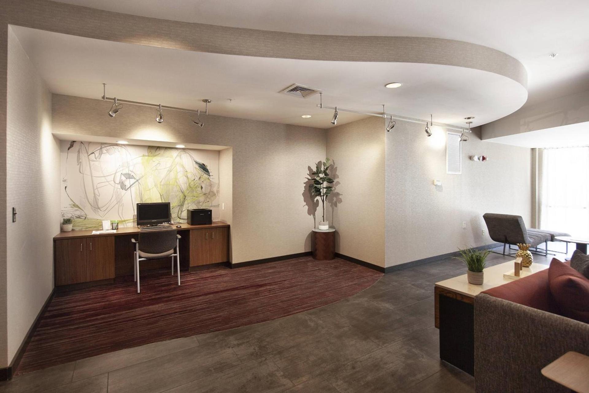 Courtyard by Marriott Valdosta photo 9