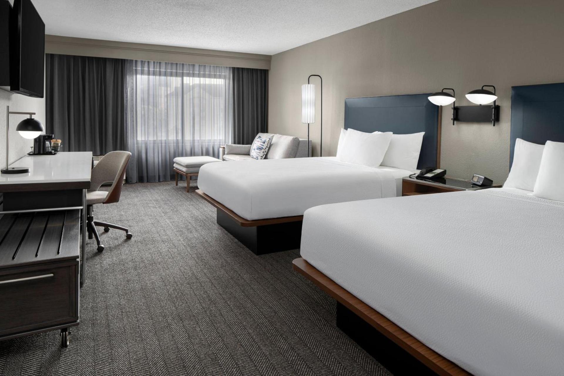 Courtyard by Marriott Jacksonville Butler Boulevard photo 9