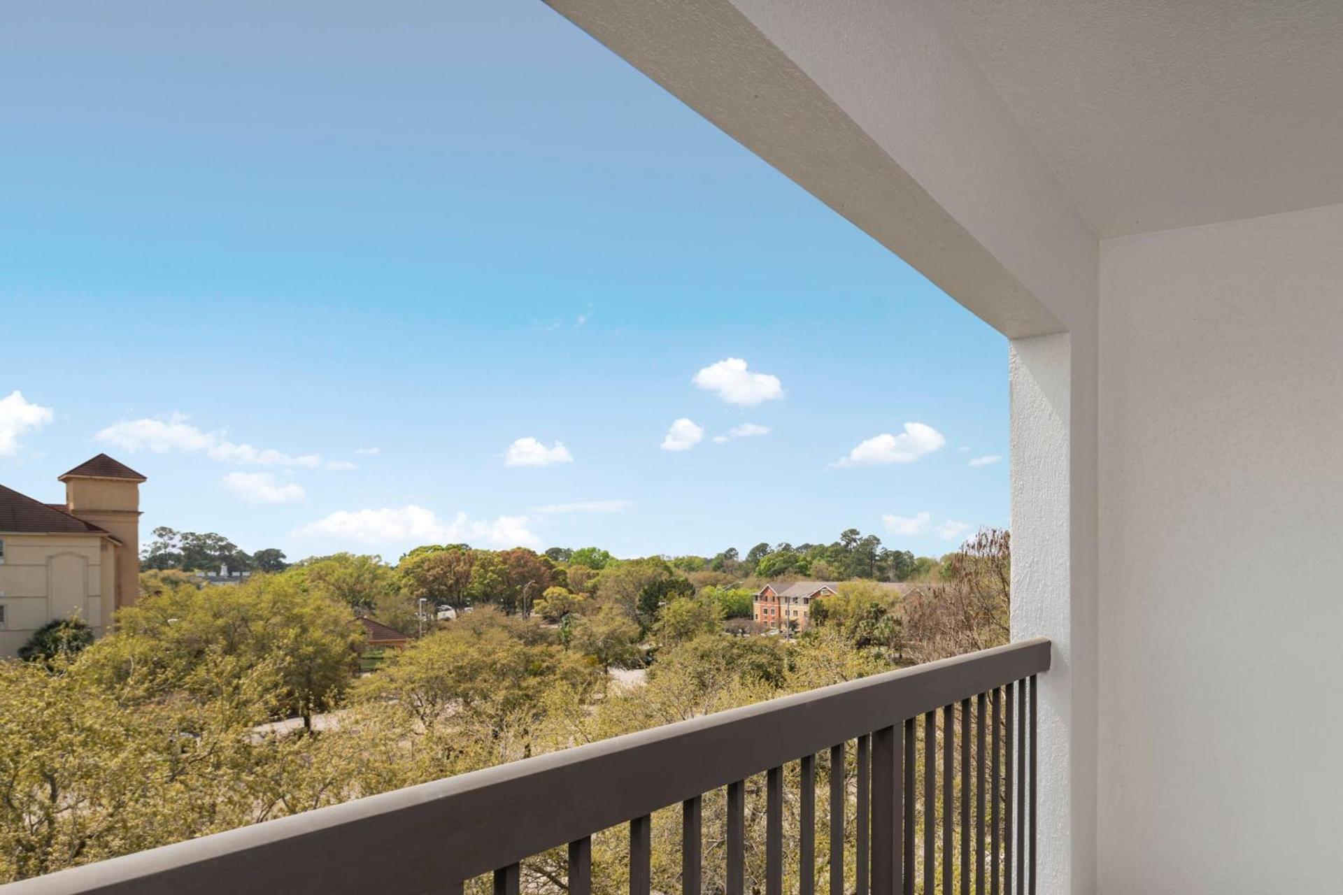 Courtyard by Marriott Jacksonville Butler Boulevard photo 15