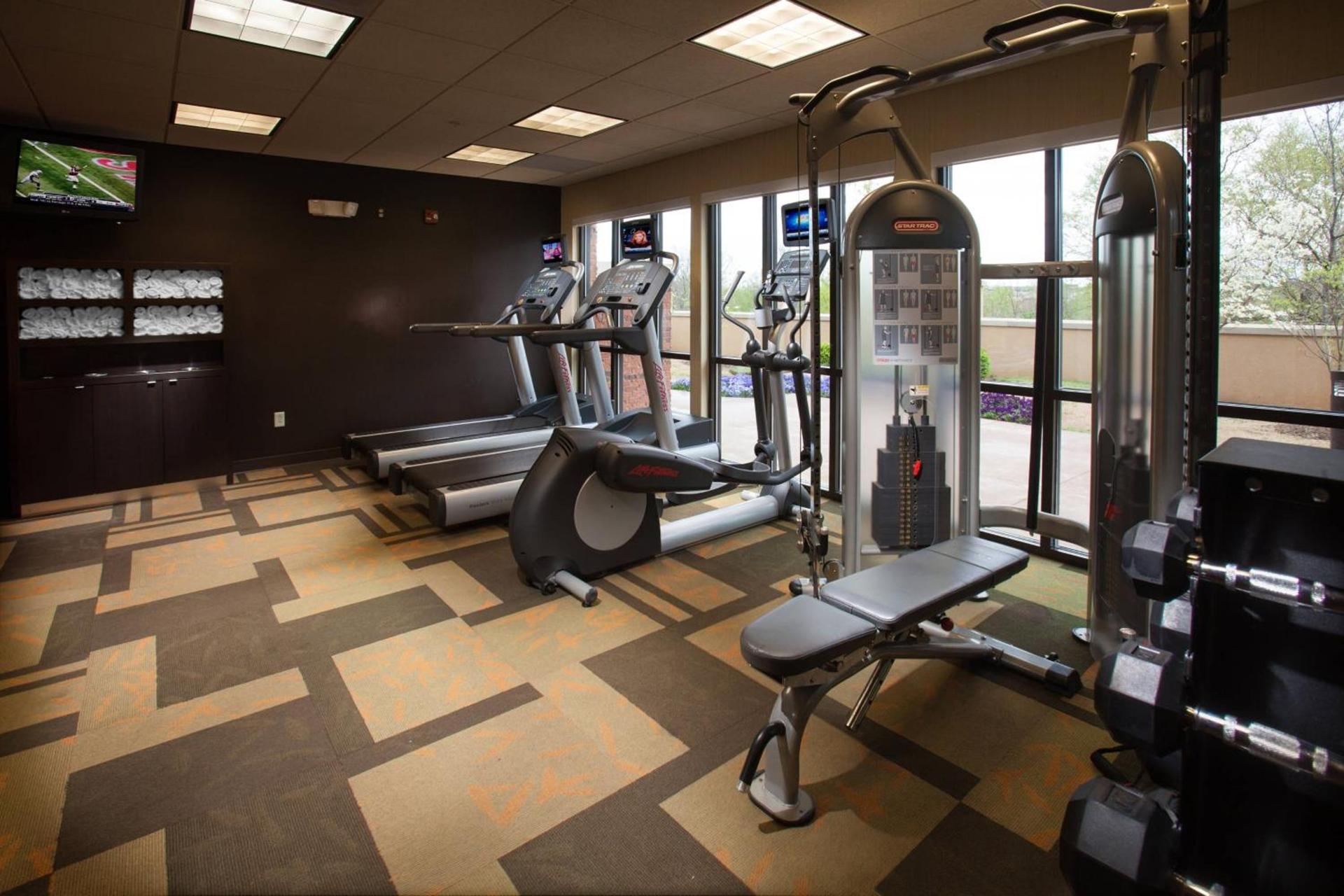Courtyard by Marriott Fayetteville photo 24