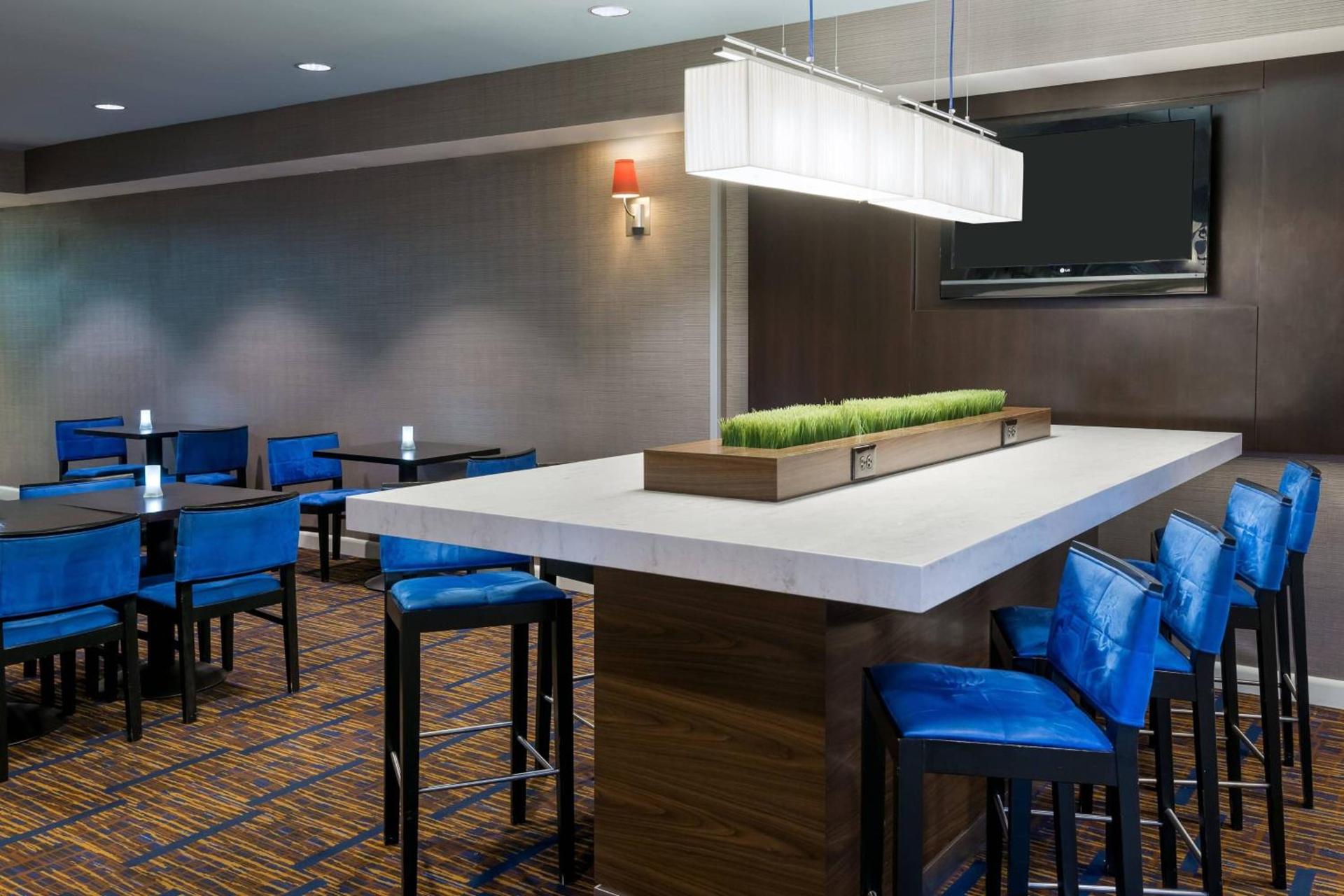 Courtyard by Marriott Gainesville FL photo 12